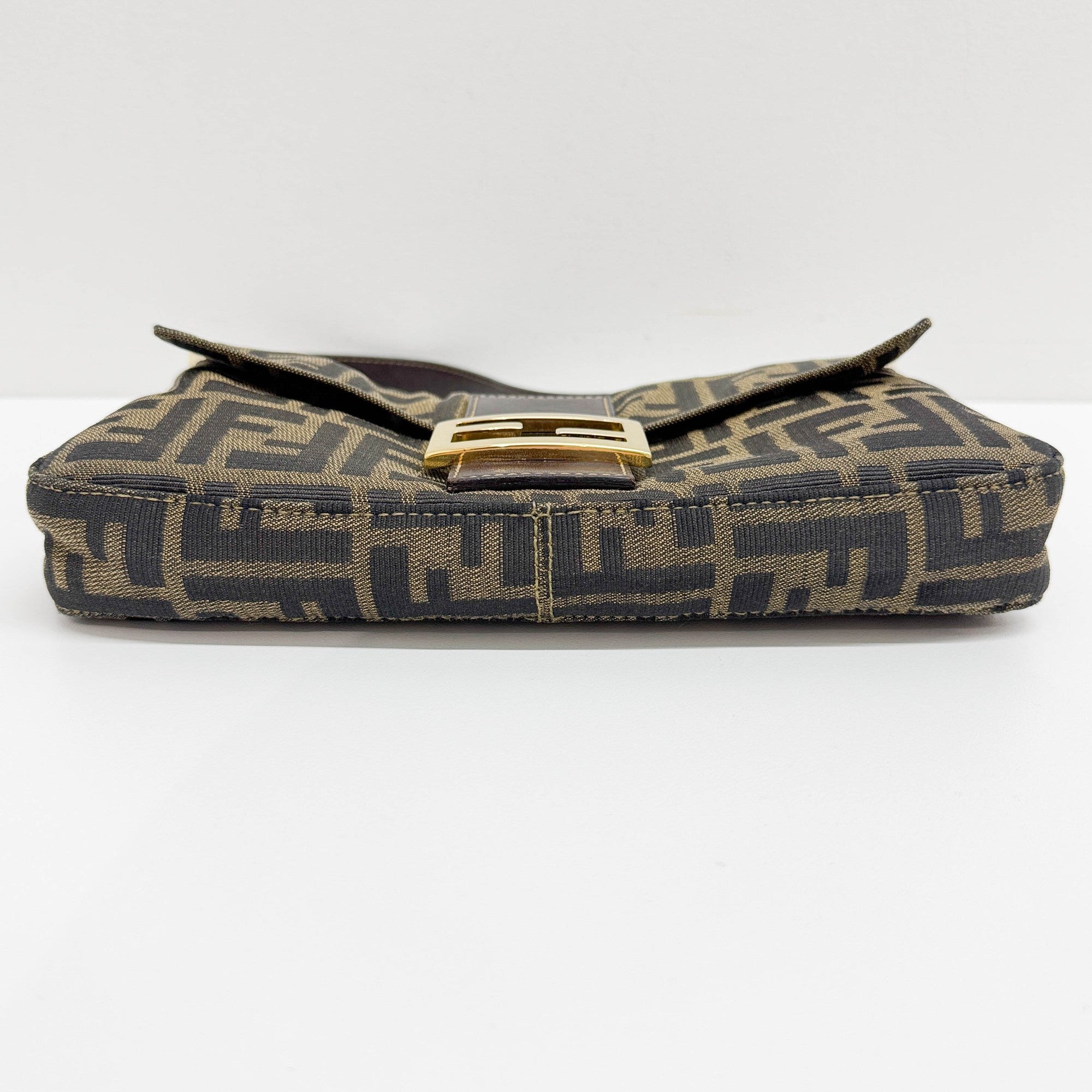 Baguette Brown Zucca Canvas Shoulder Bag