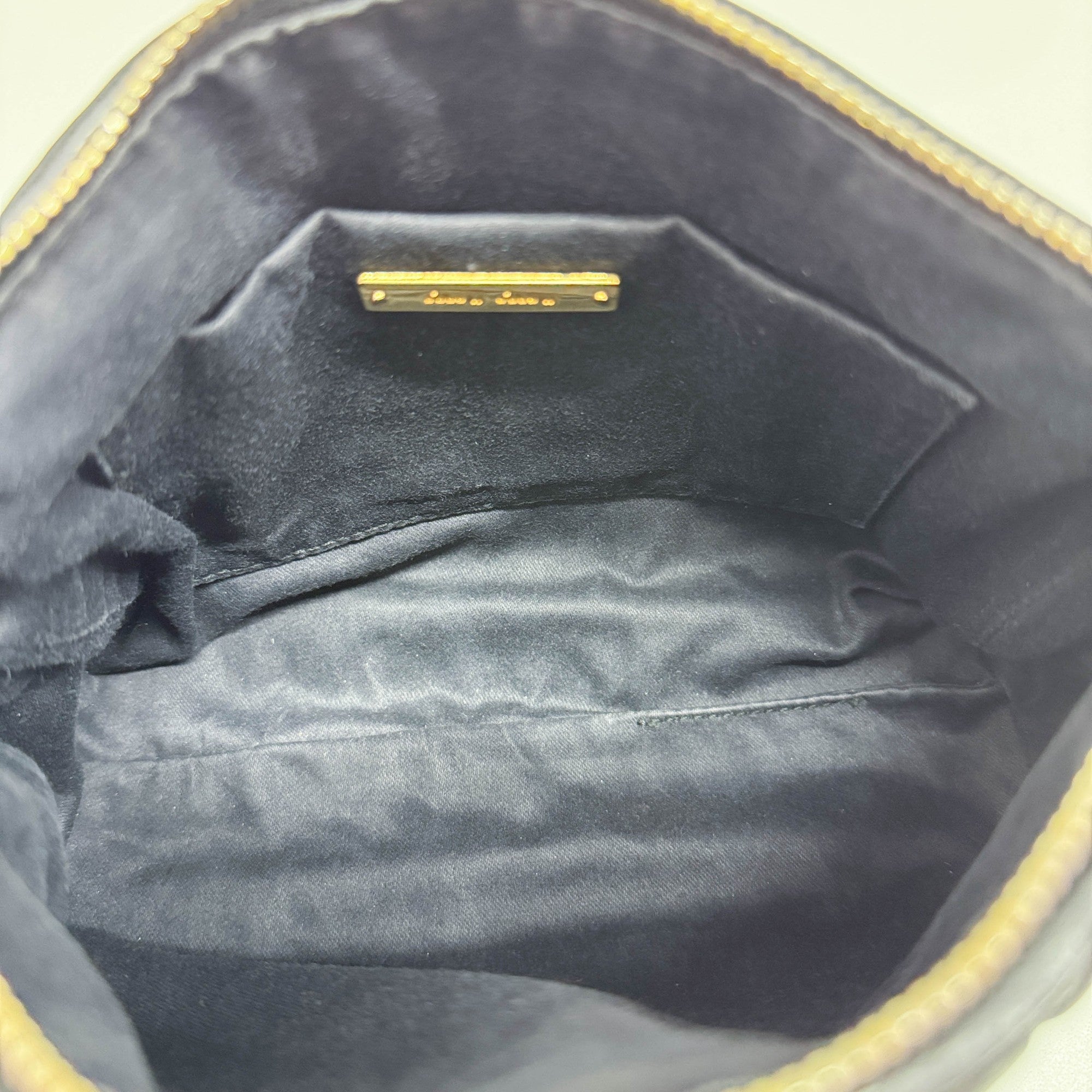 Matelasse Black Leather Shoulder Bag