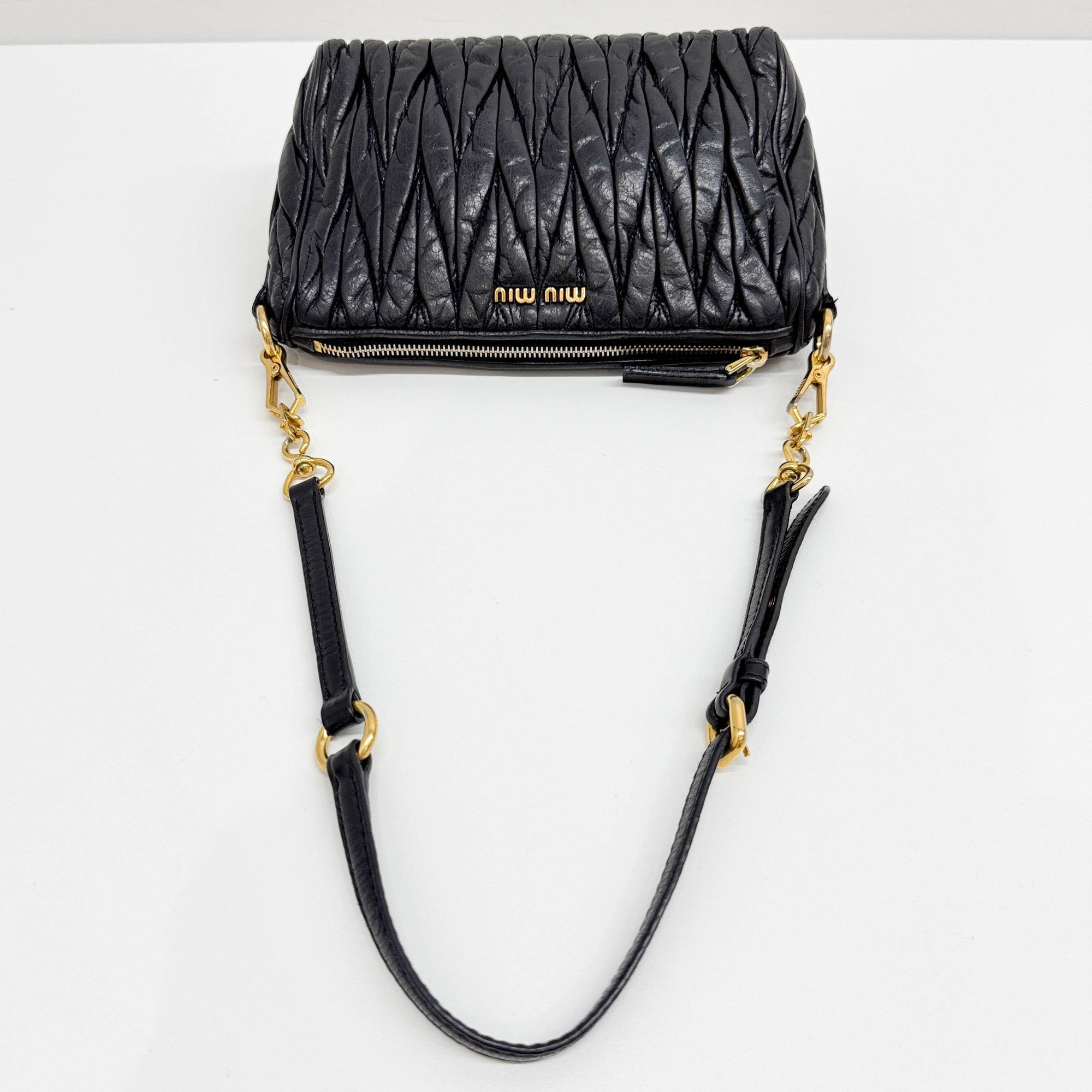 Matelasse Black Leather Shoulder Bag