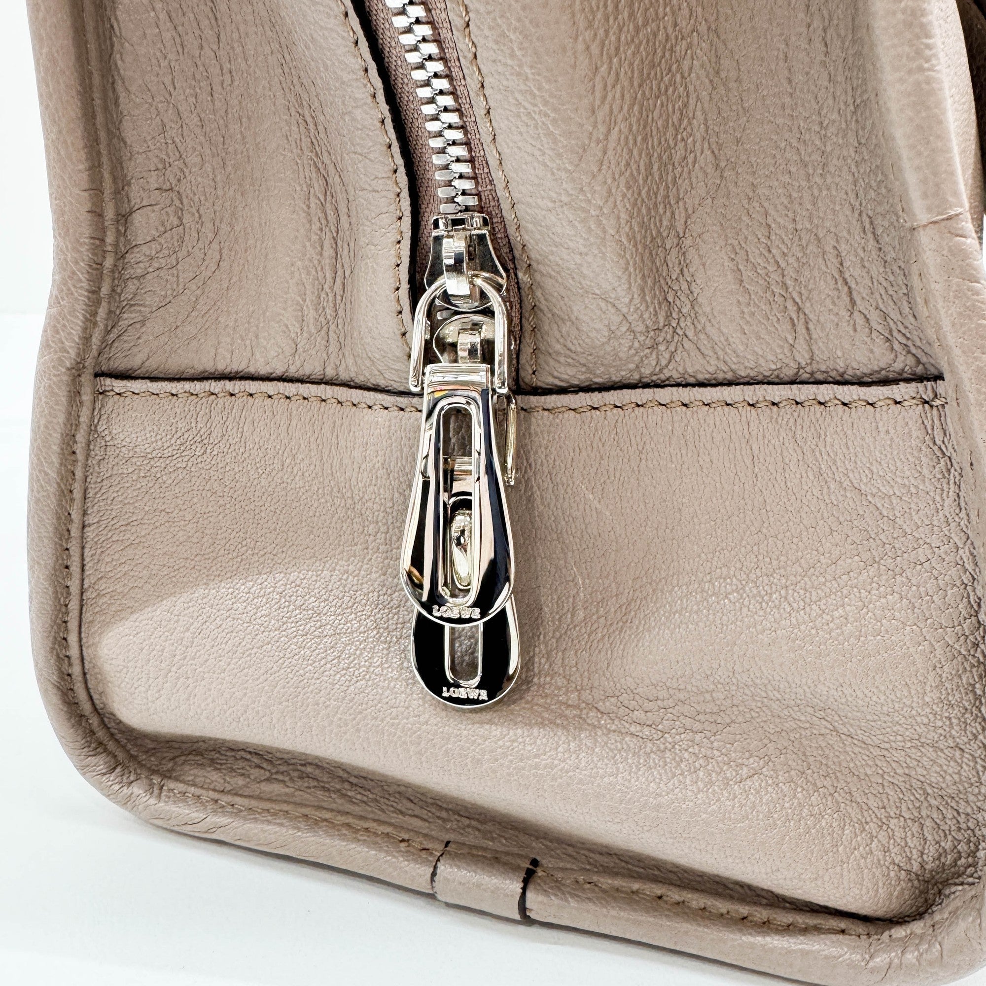 Amazona 36 Beige Handle Bag