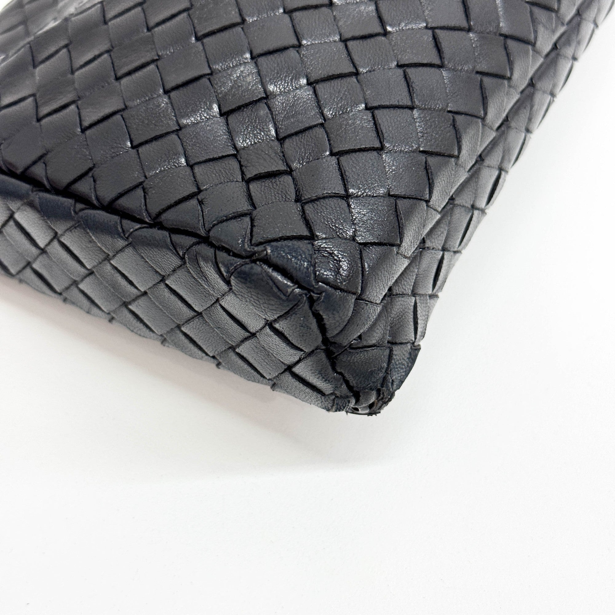 Black Intrecciato Clasp Shoulder Bag