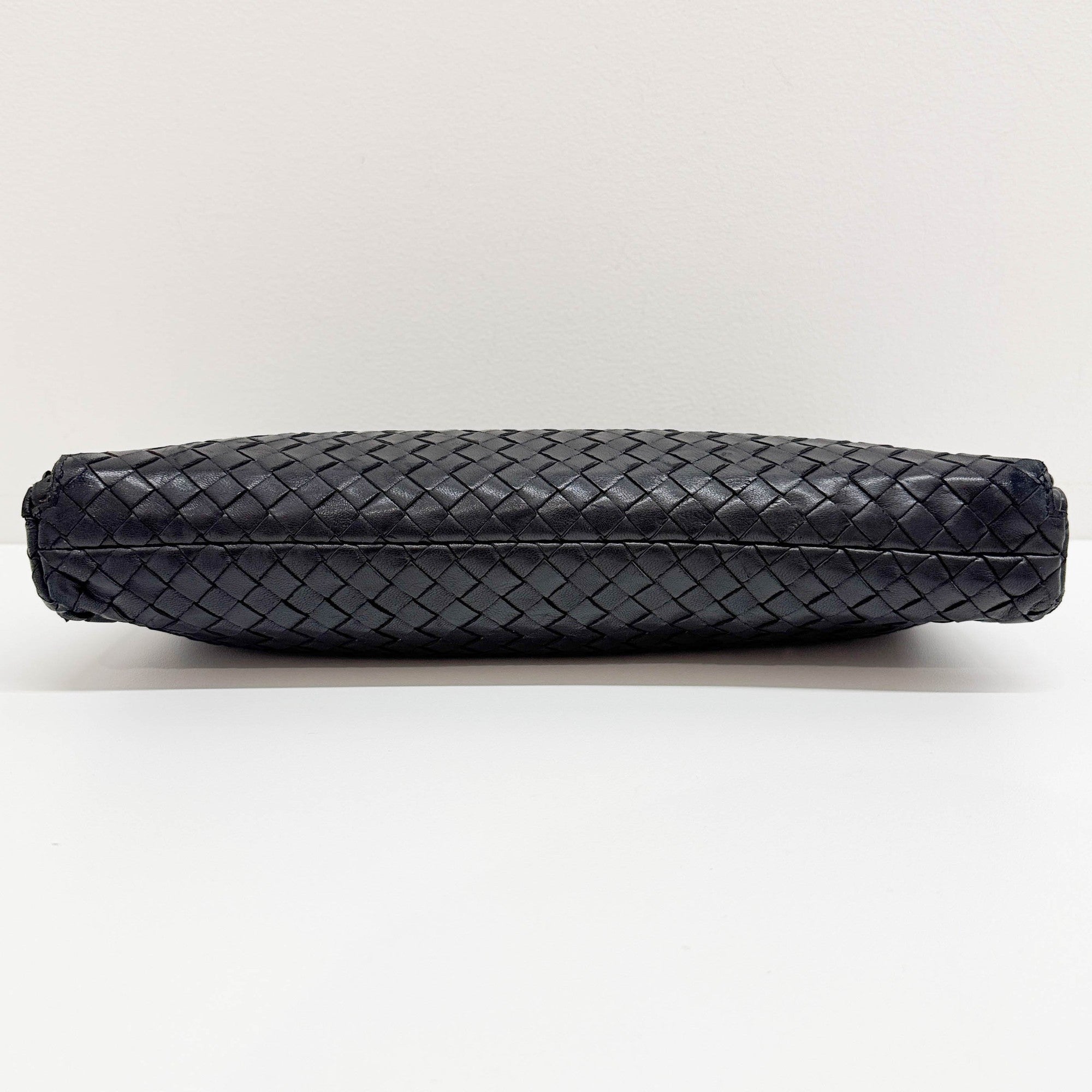 Black Intrecciato Clasp Shoulder Bag