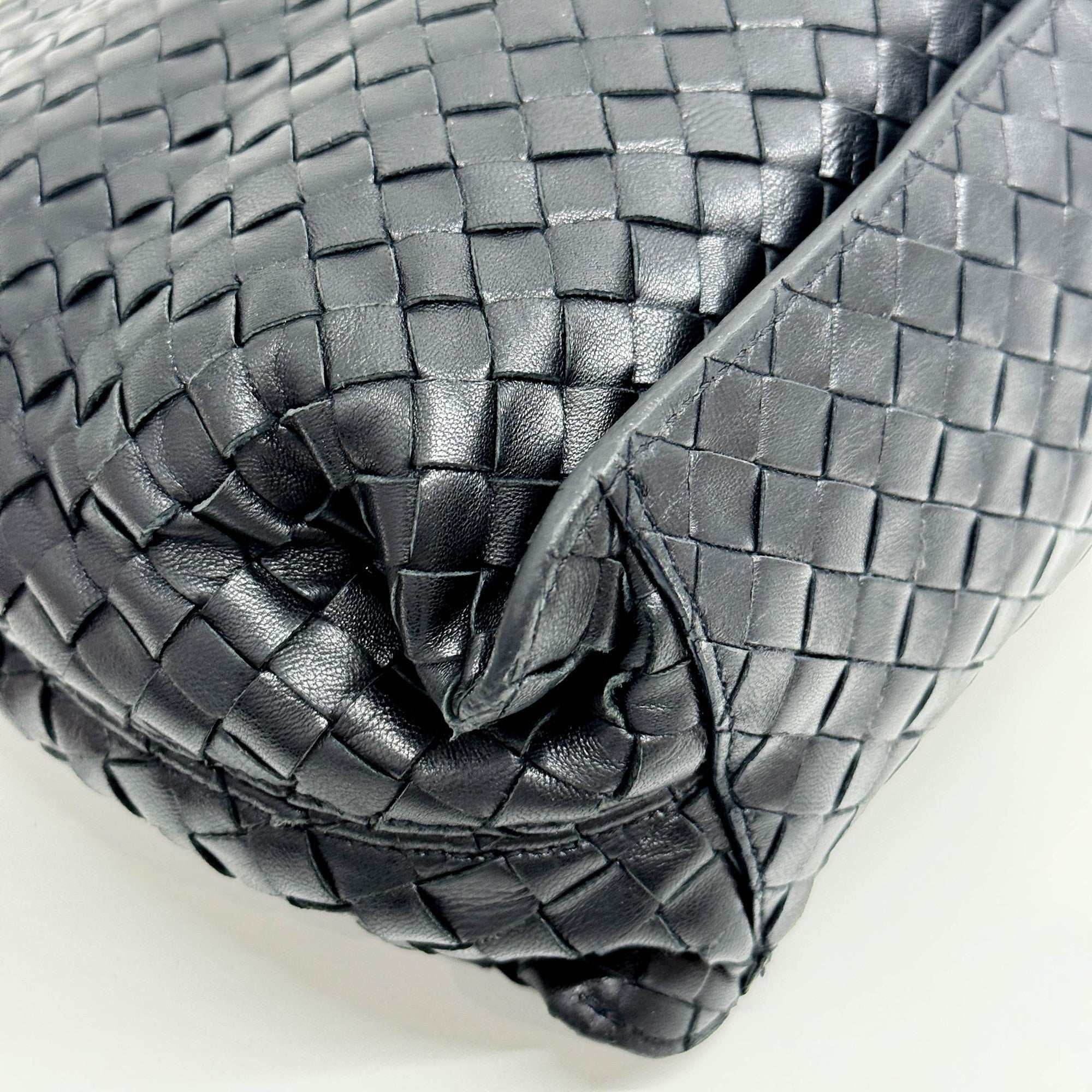 Intrecciato Black Leather Shoulder Bag