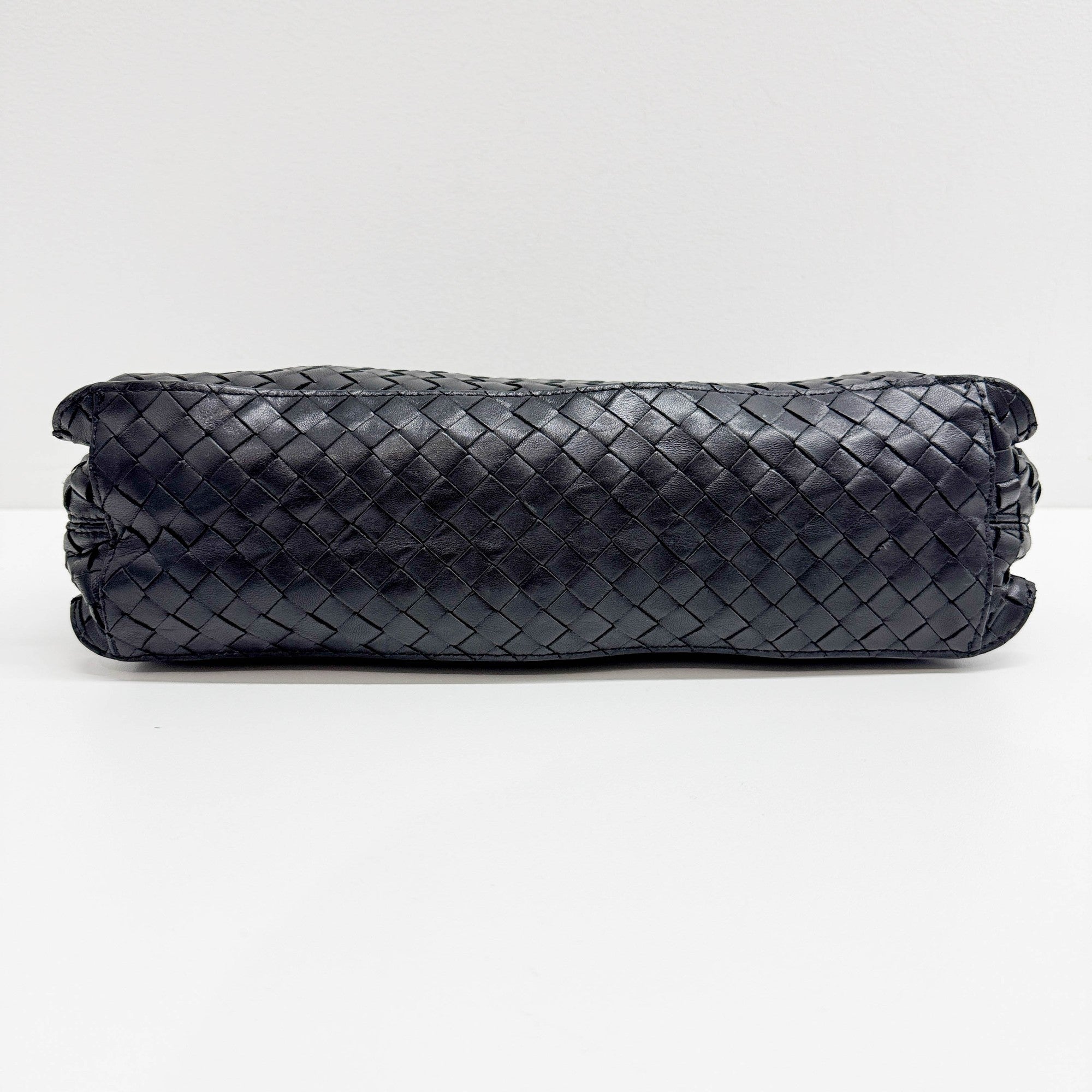 Intrecciato Black Leather Shoulder Bag