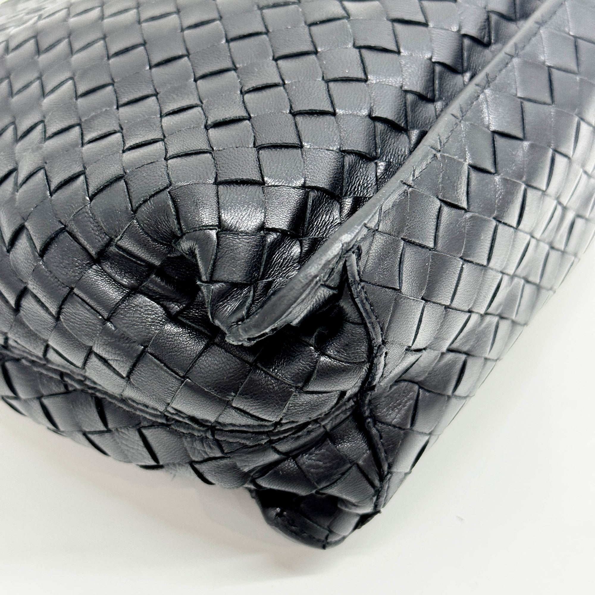 Intrecciato Black Leather Shoulder Bag