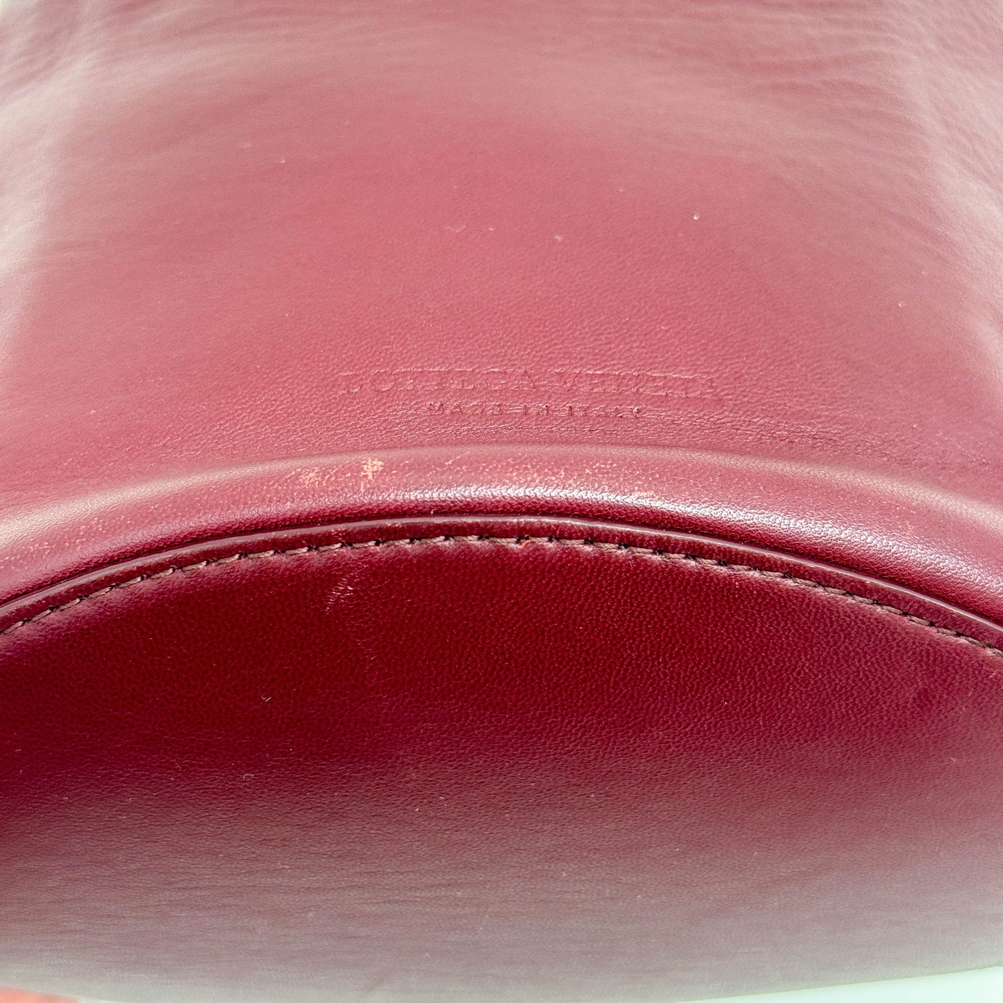 Drop Bordeaux Red Leather Shoulder Bag