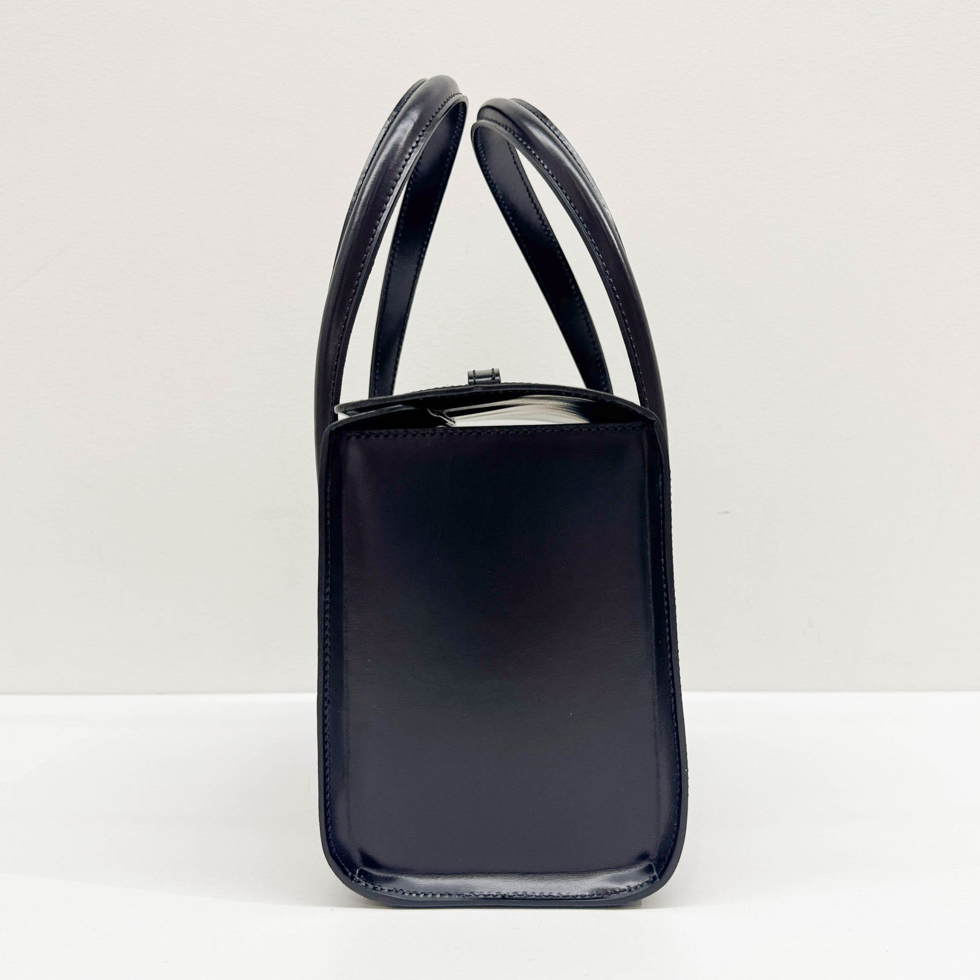 Panthere Black Leather Hand Bag