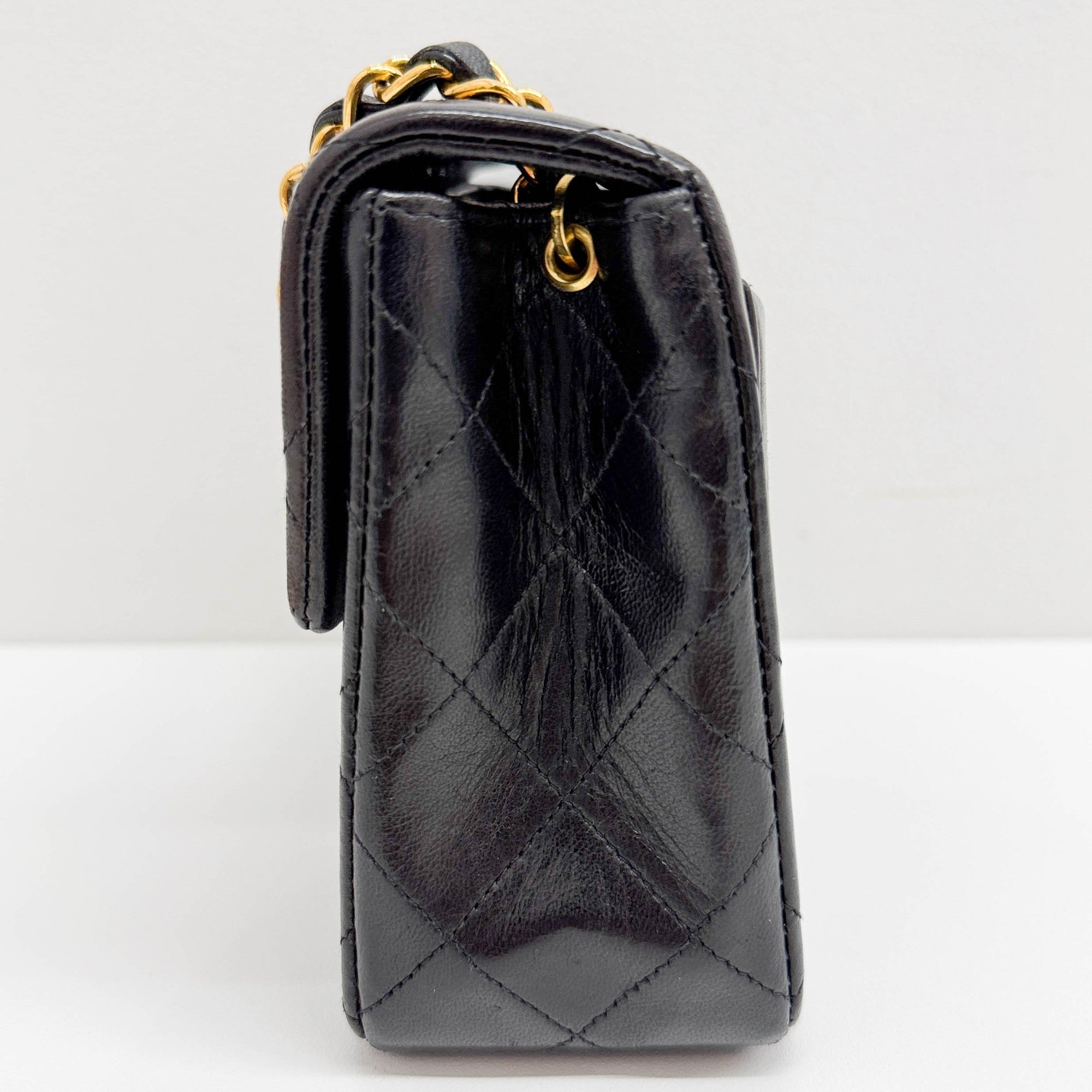 Mini Classic Flap 1994-1996 Matelasse Black Leather Shoulder Bag