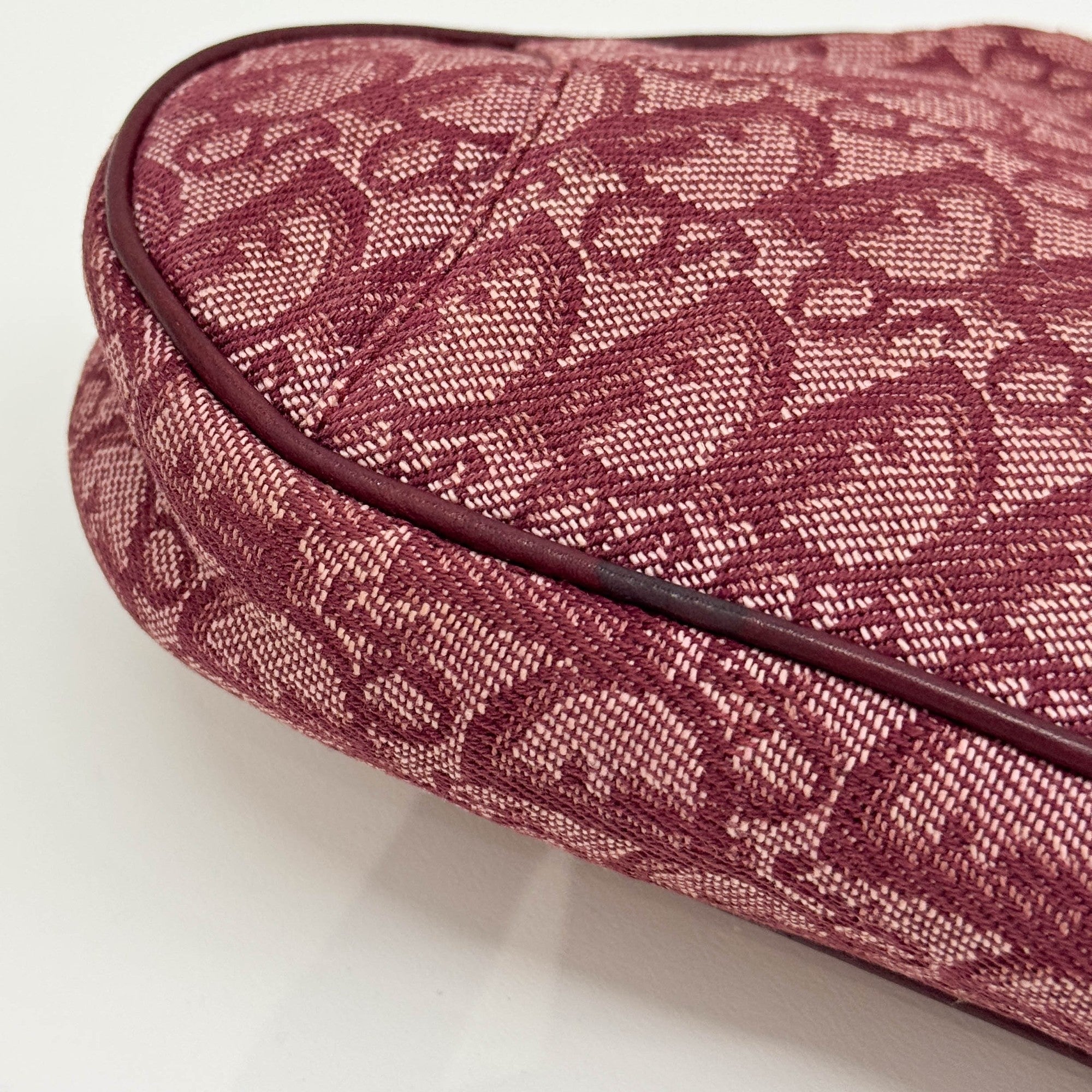 Saddle Vintage Classic Red Trotter Canvas Shoulder Bag