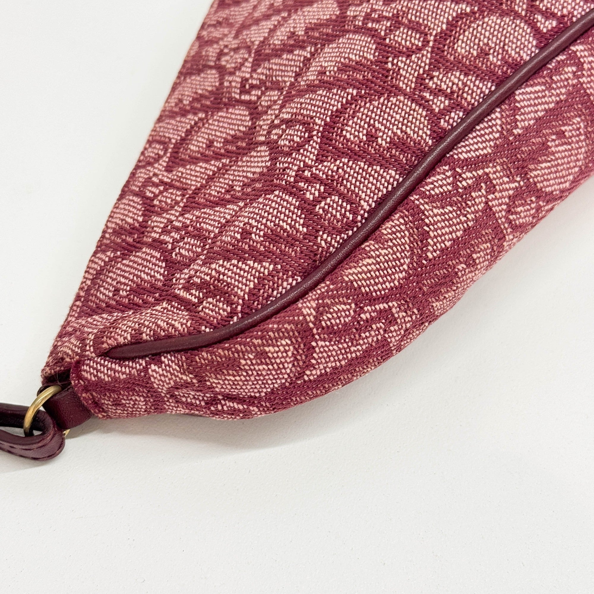 Saddle Vintage Classic Red Trotter Canvas Shoulder Bag