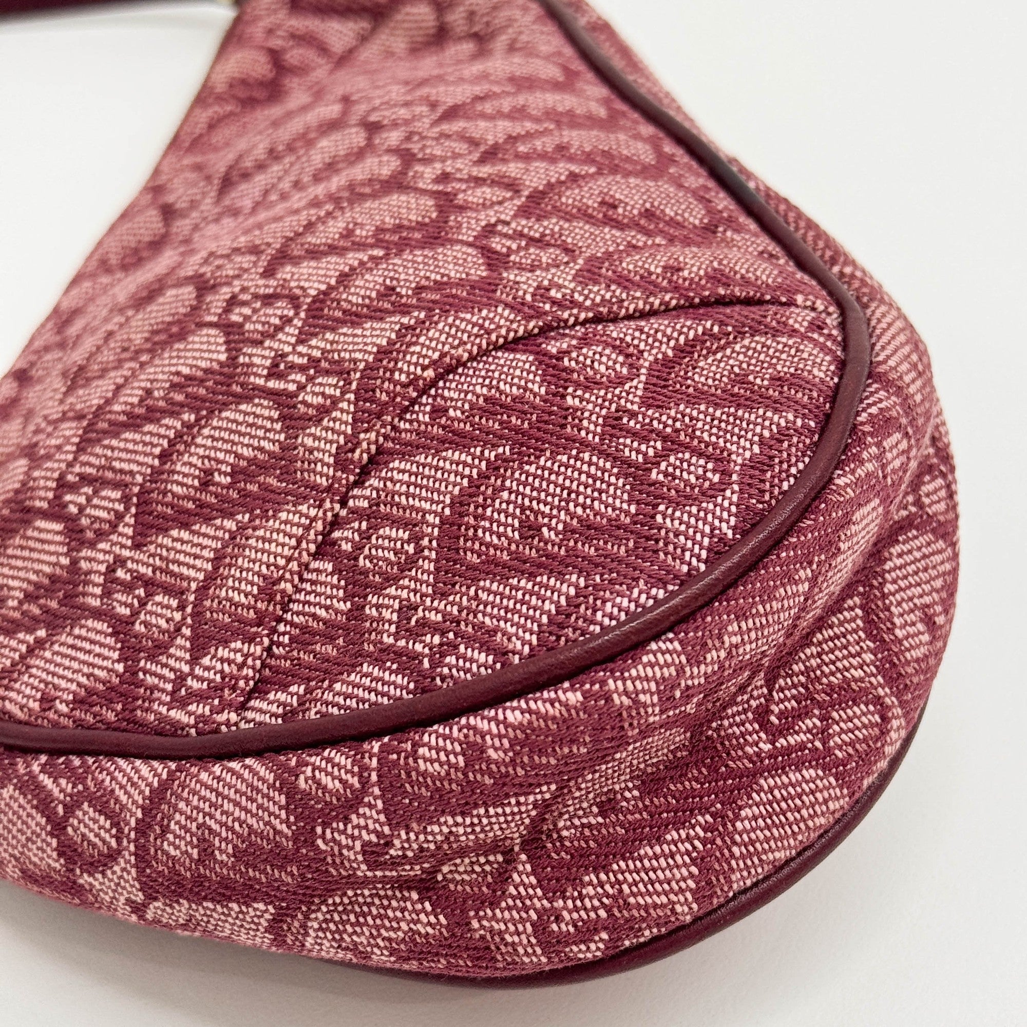 Saddle Vintage Classic Red Trotter Canvas Shoulder Bag