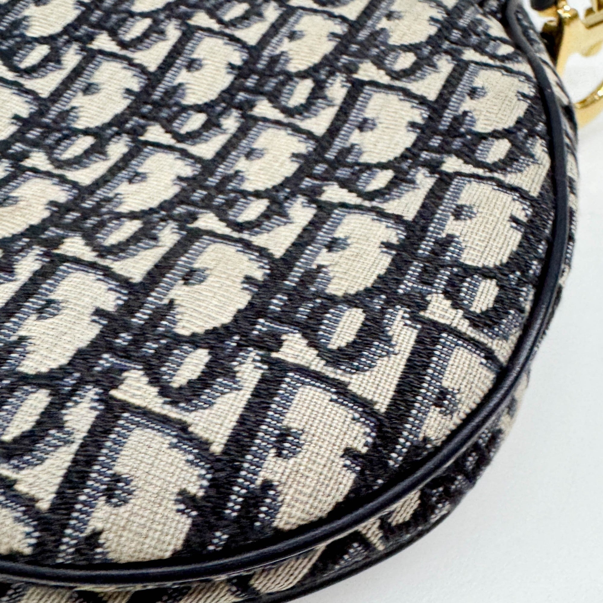 Saddle Beige with Blue Trotter Canvas Shoulder Bag