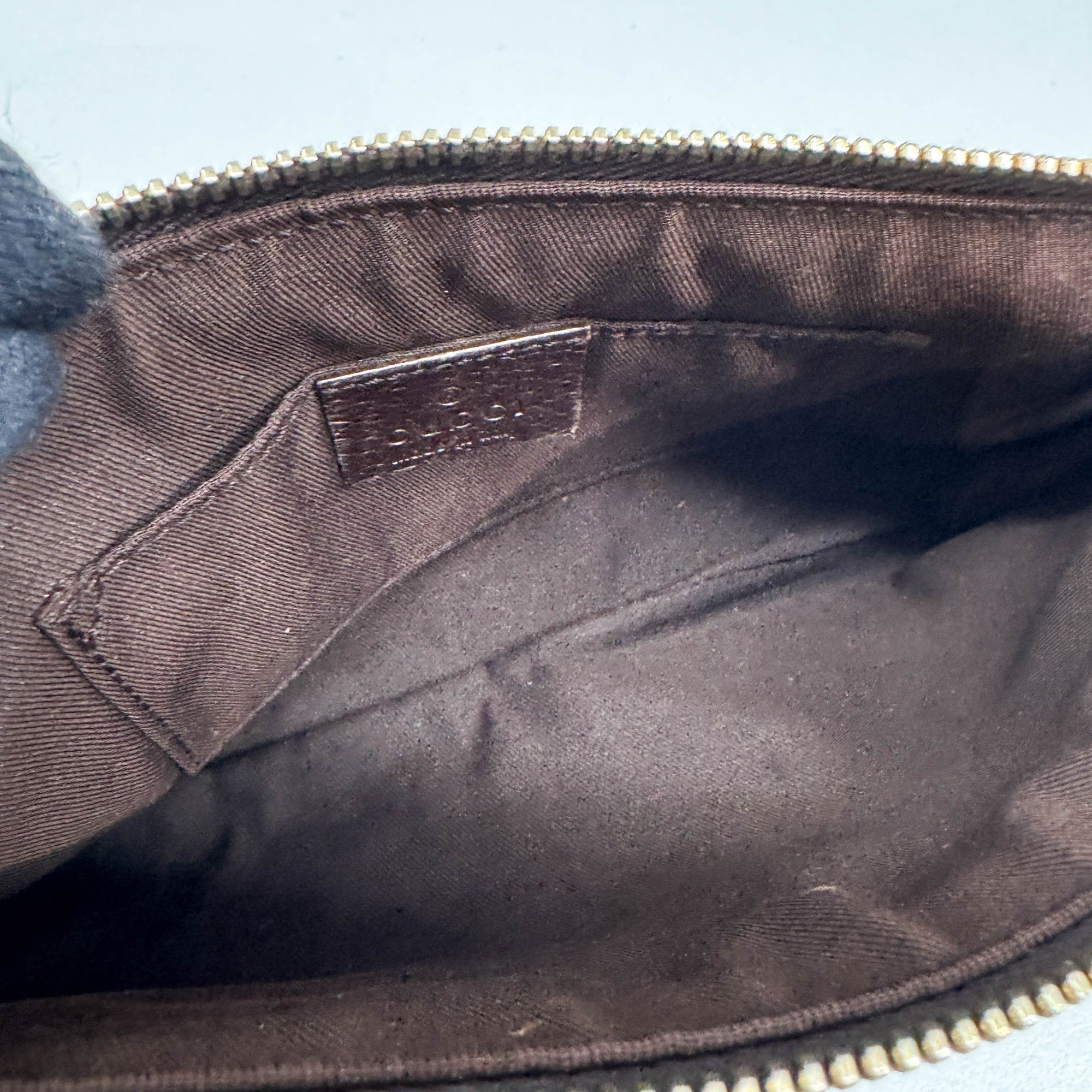 Pochette Bumblebee Charm GG Canvas Shoulder Bag