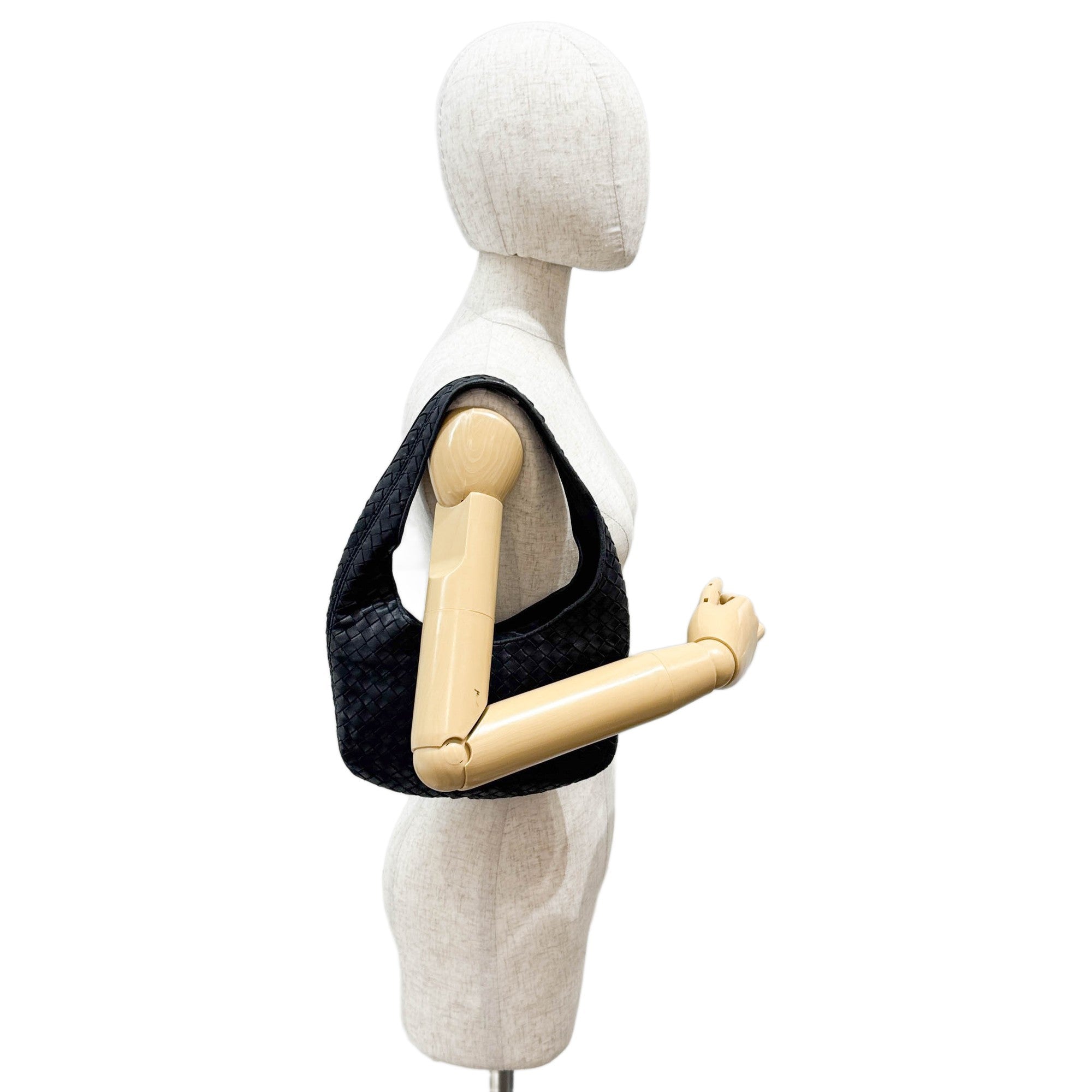 Intrecciato Black Leather Shoulder Bag