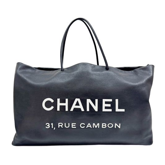 Essential 2008 Black Leather Shoulder Tote Bag