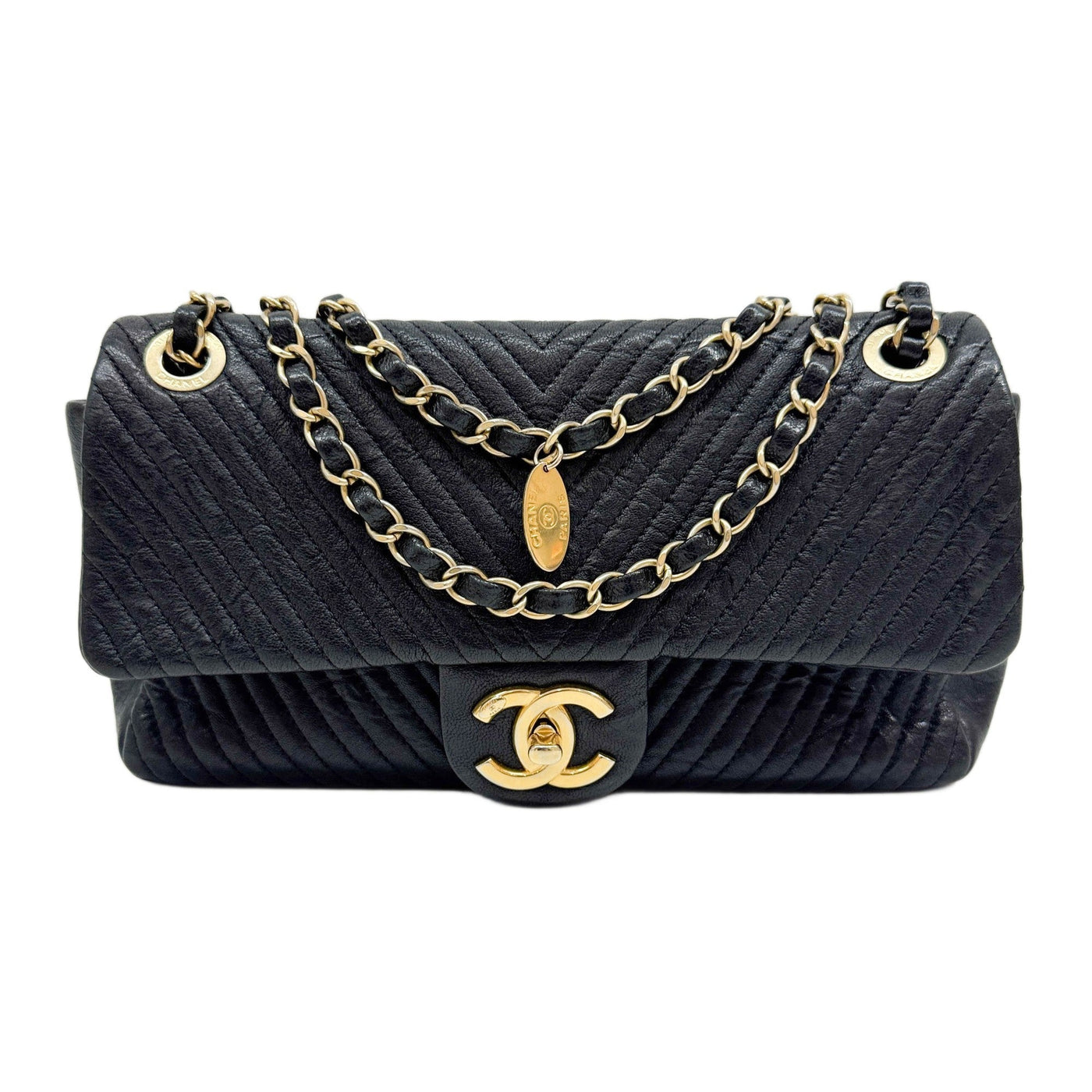 Classic Flap 2015-2016 Chevron Black Leather Shoulder Bag