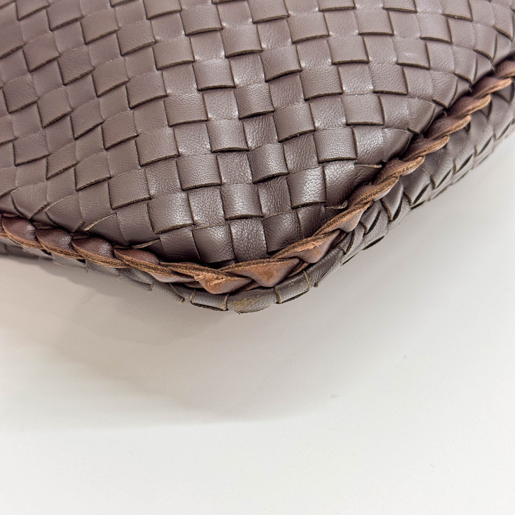 Veneta Intrecciato Brown Leather Shoulder Bag