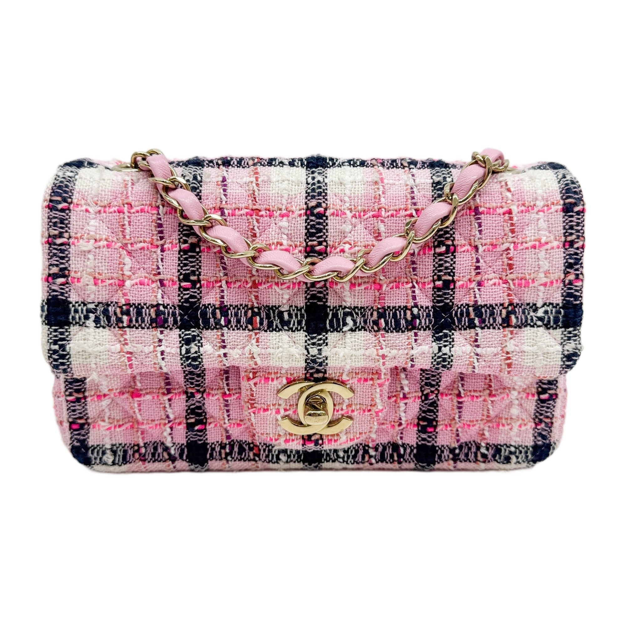 Classic Flip 2021-2026 Matelasse Pink Tweed Shoulder Bag