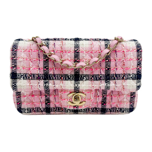 Classic Flip 2021-2026 Matelasse Pink Tweed Shoulder Bag