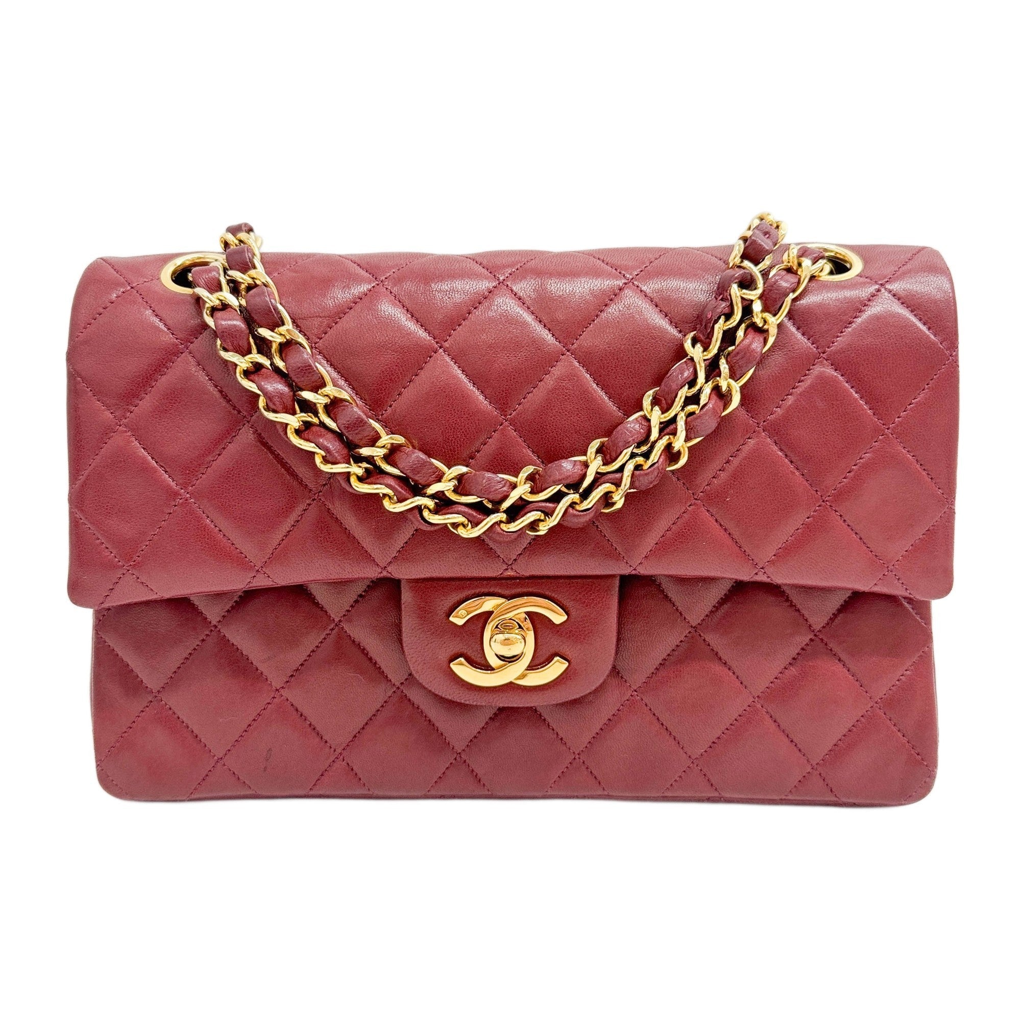 Classic Double Flap 2016-2017 Matelasse Red Leather Shoulder Bag