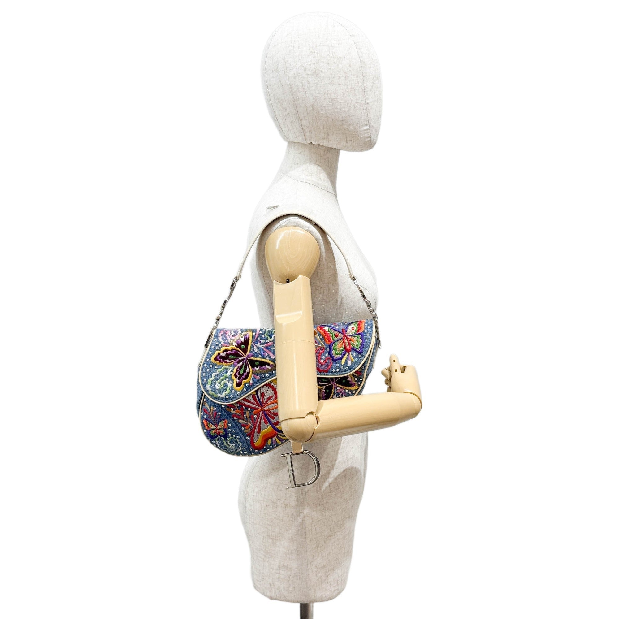 クリスチャンディオール サドルデニムバッグ バタフライ DIOR Saddle Butterfly Embroidered and Bedazzled Blue Denim