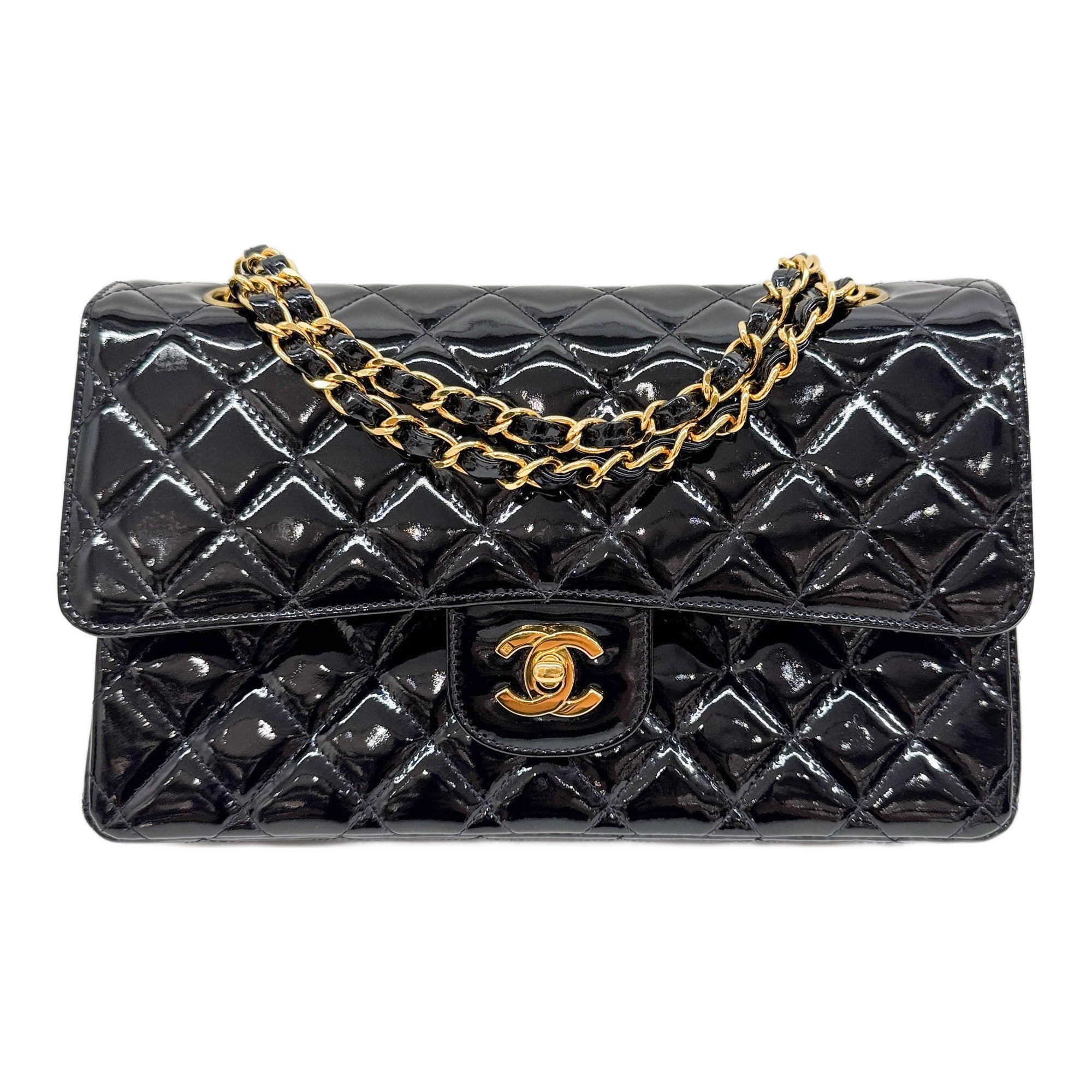 Medium Classic Double Flap 1996-1997 Matelasse Black Patent Leather Shoulder Bag