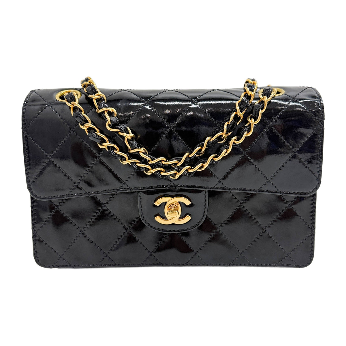 Small Classic Flap 1996-1997 Matelasse Black Patent Leather Shoulder Bag