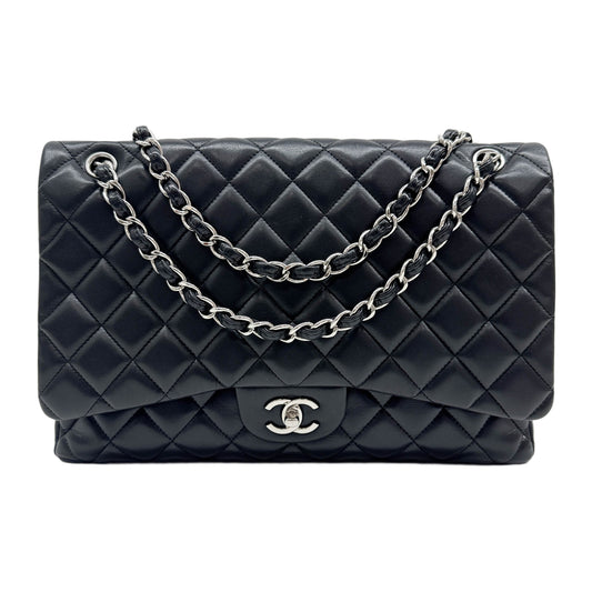 Maxi Classic  Flap 2009-2010 Matelasse Black Leather Shoulder Bag