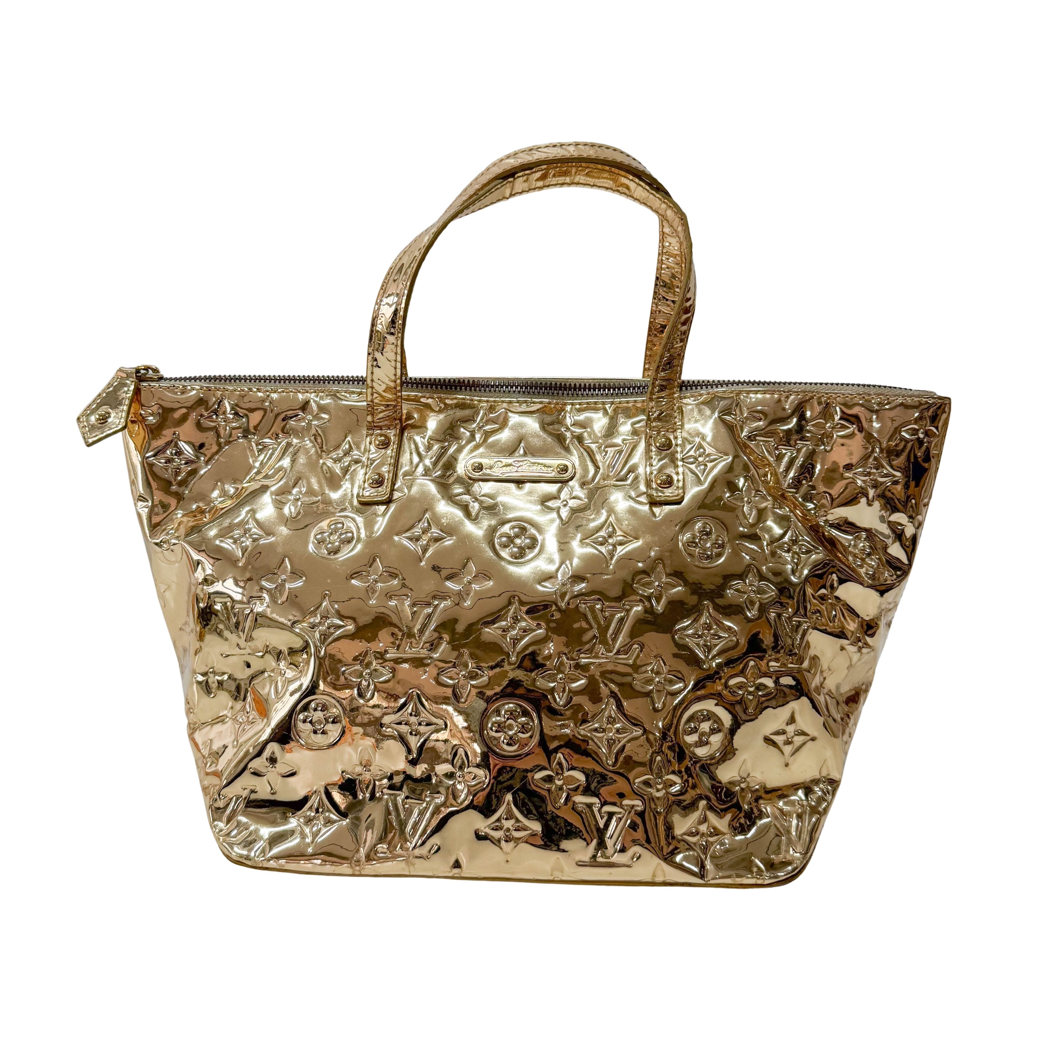 Bllevue Mirror World Gold Coated Canvas