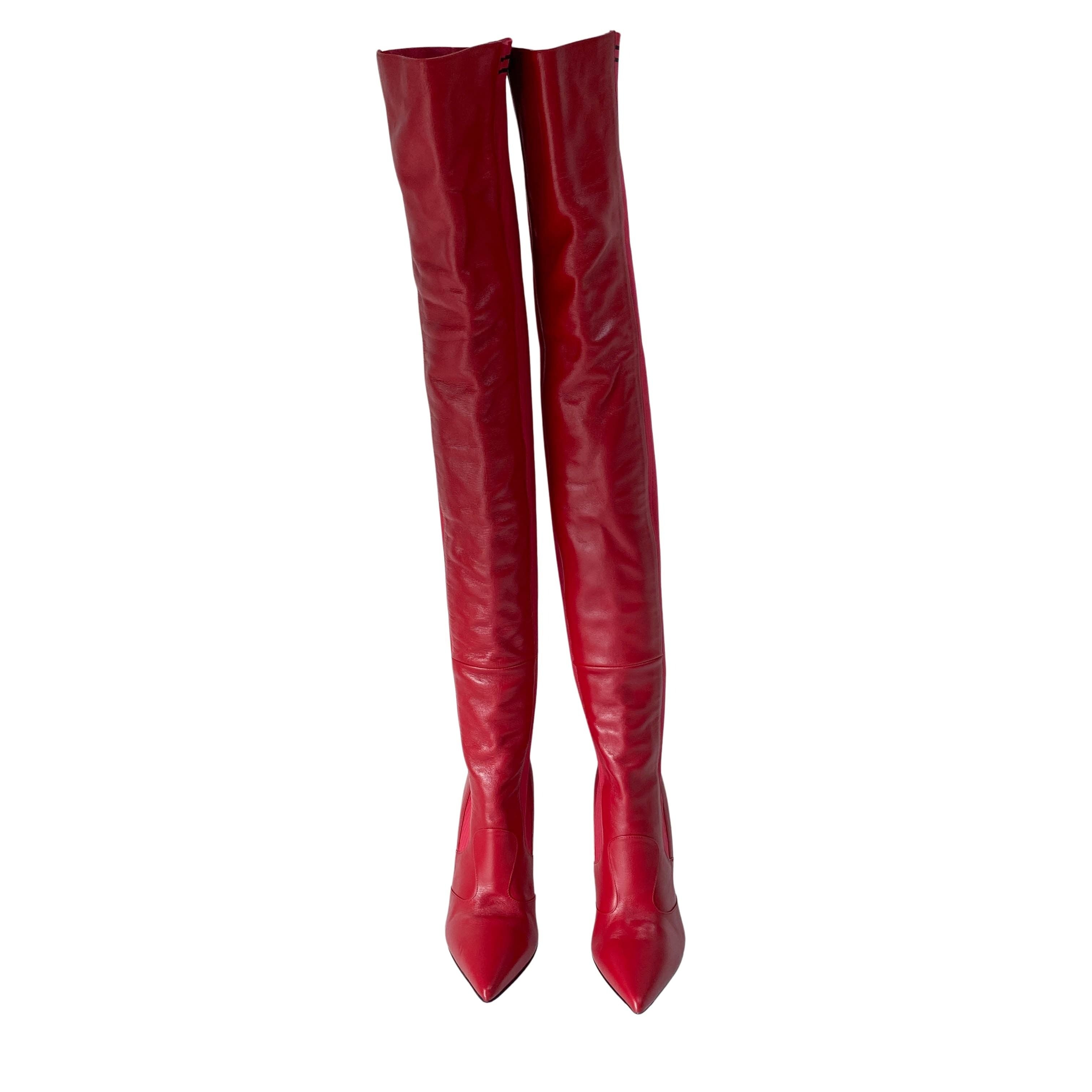 Size 40 Tall Red Kinky Boots