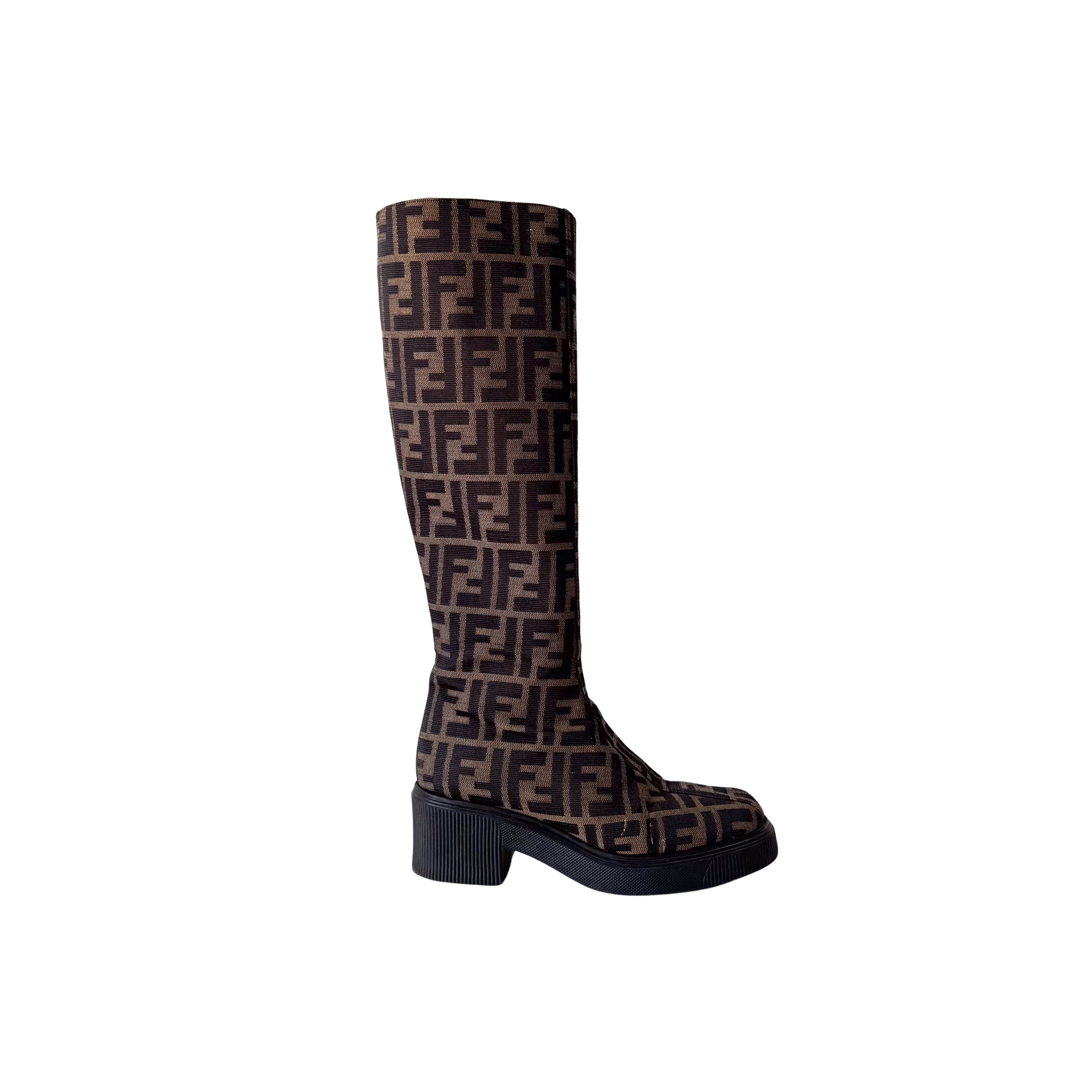 Zucca Tall Boots Size 37