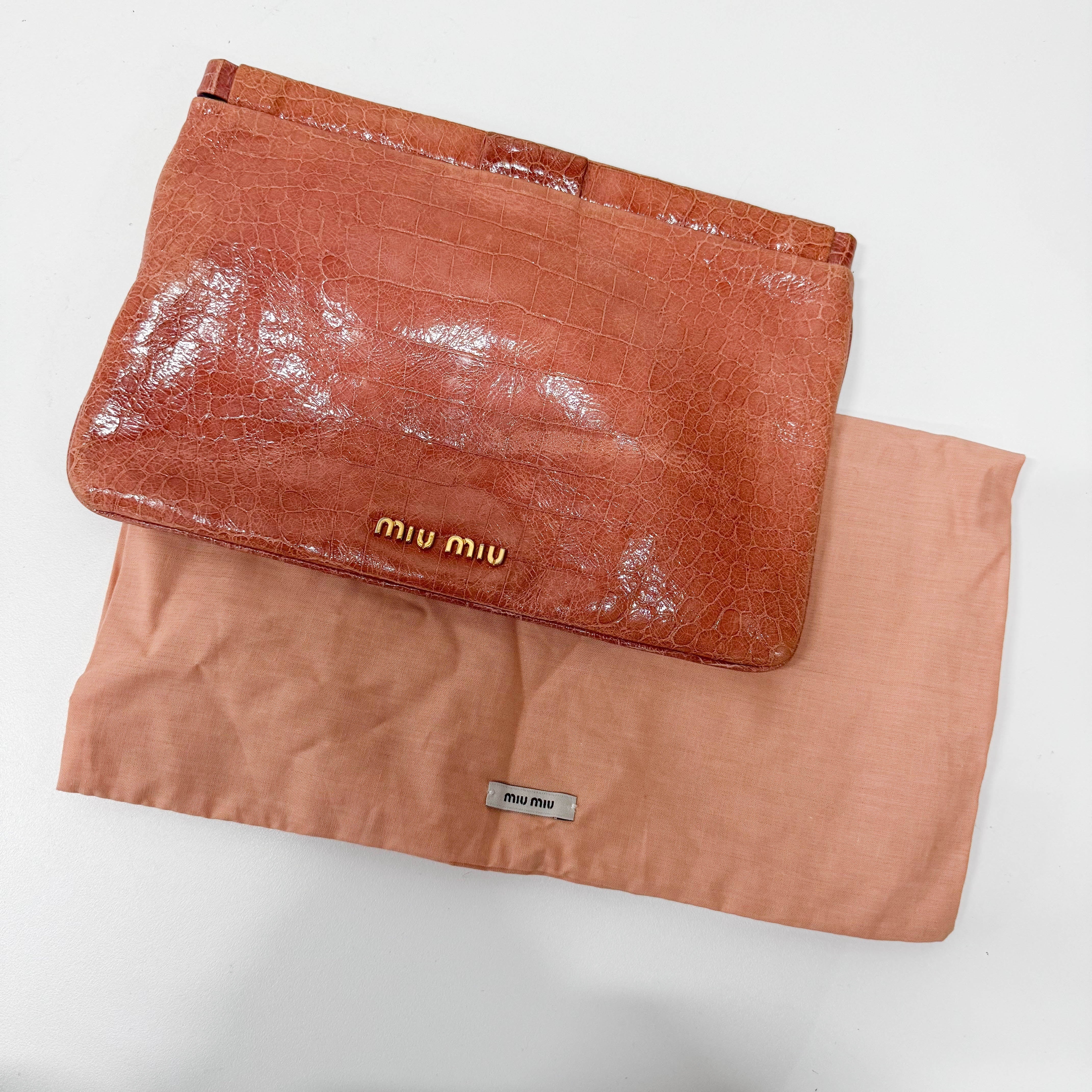 Vintage Pink Croc Embossed Leather Hand Bag