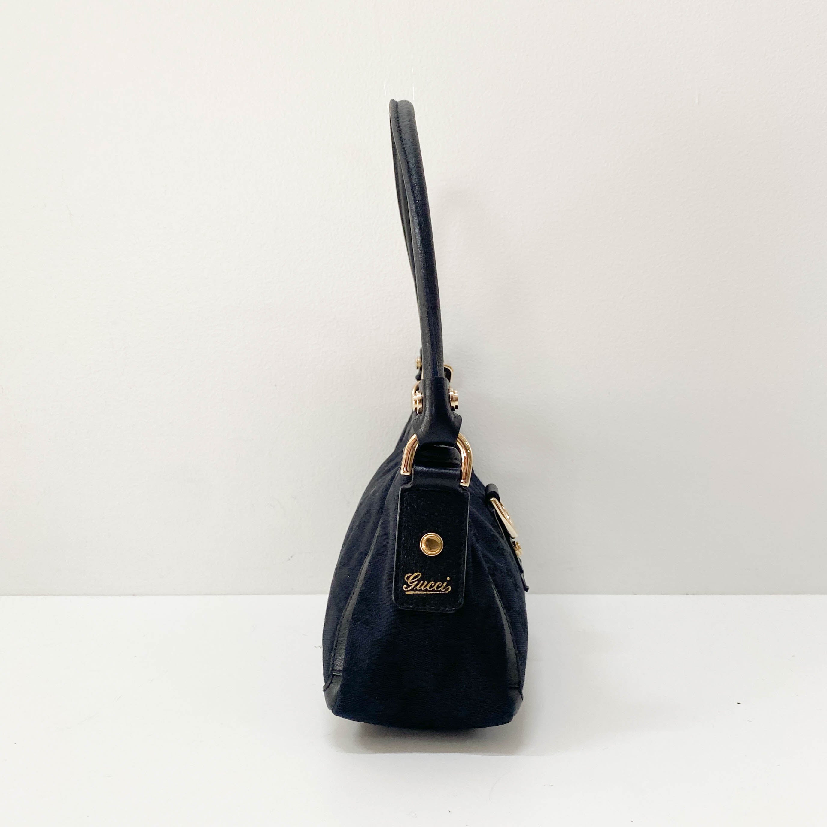 Abbey D-Ring Black Leather Shoulder Bag