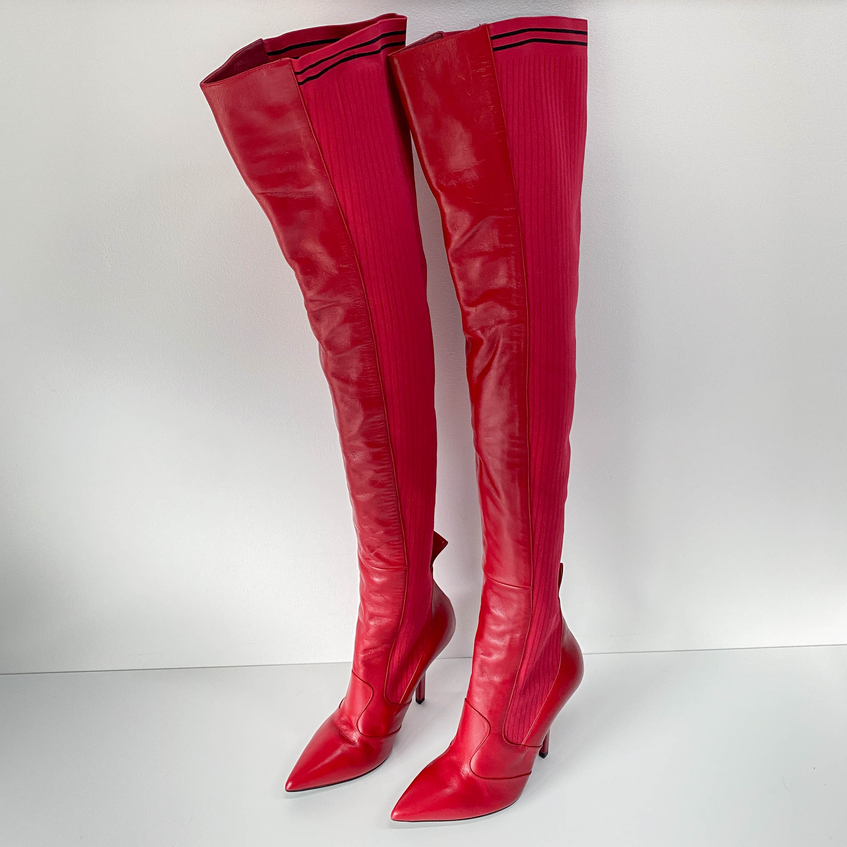 Size 40 Tall Red Kinky Boots
