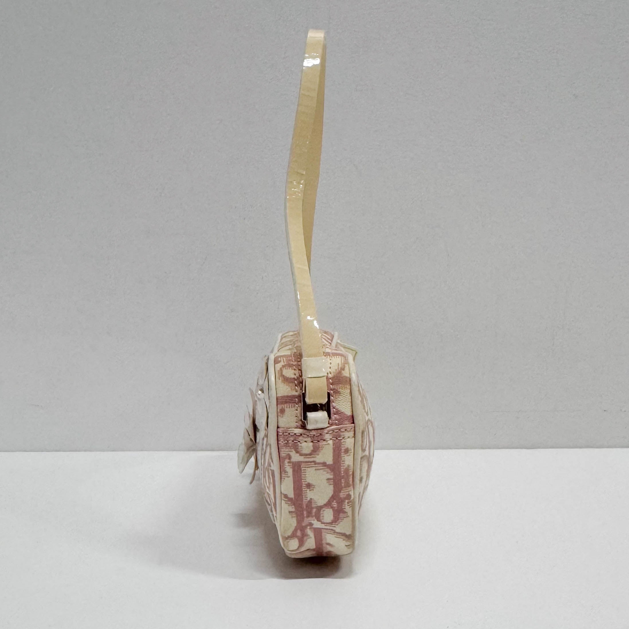 Girly Pinky Monogram Shoulder Bag