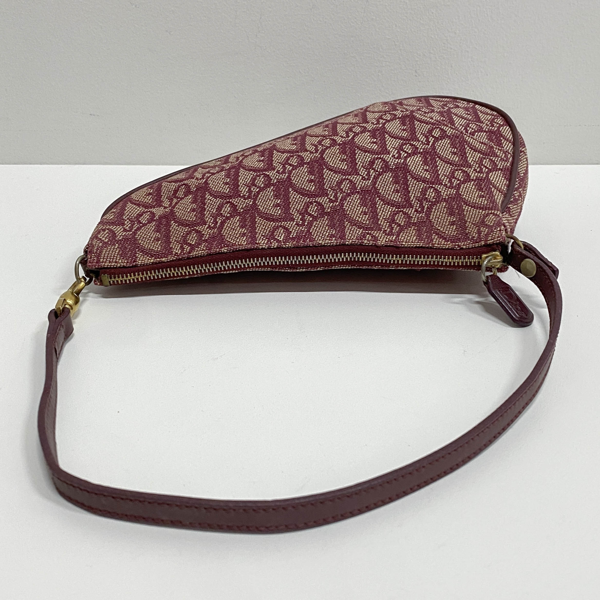 Saddle Red Trotter Canvas Shoulder Bag