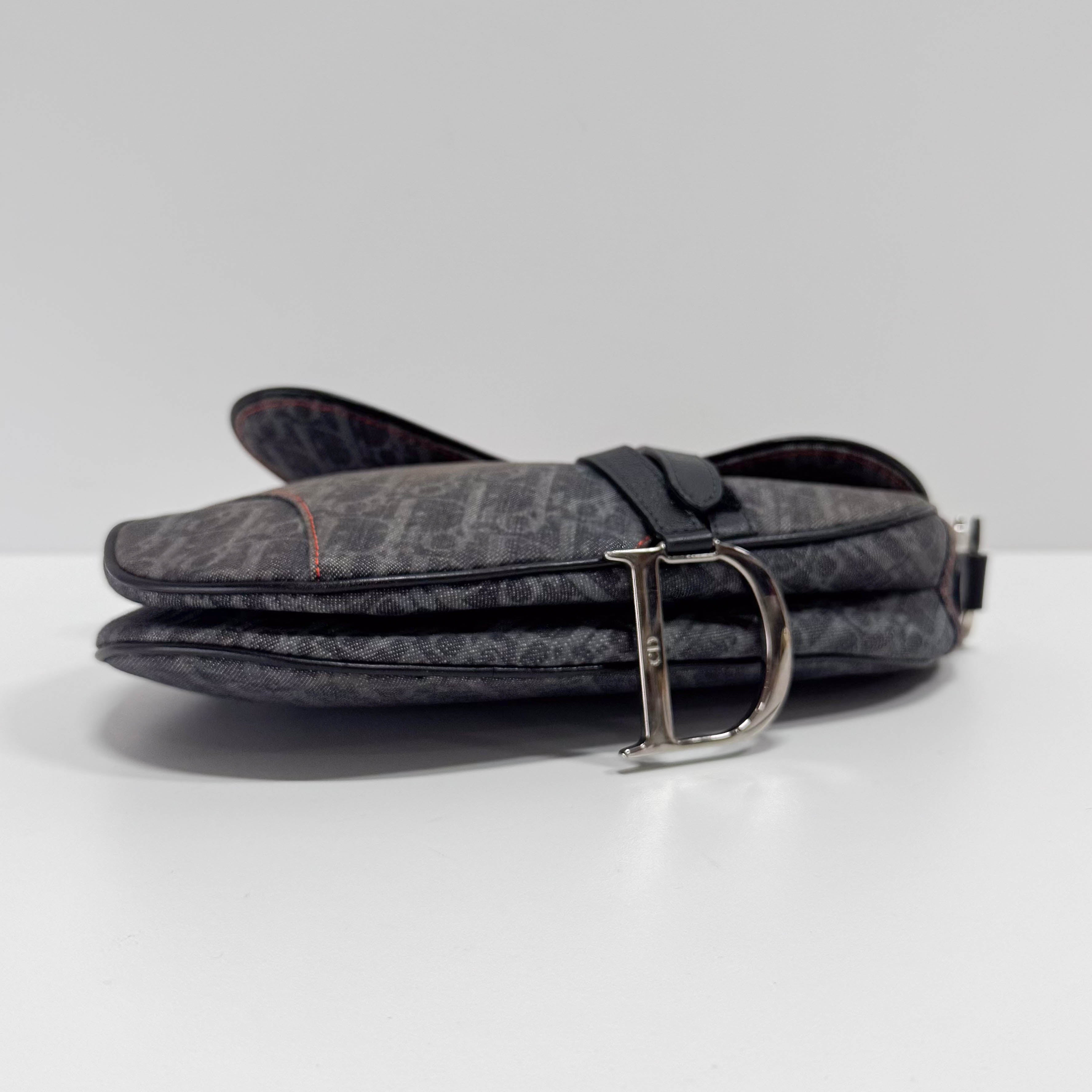 2005 Navy Flight Line Trotter Saddle Handbag