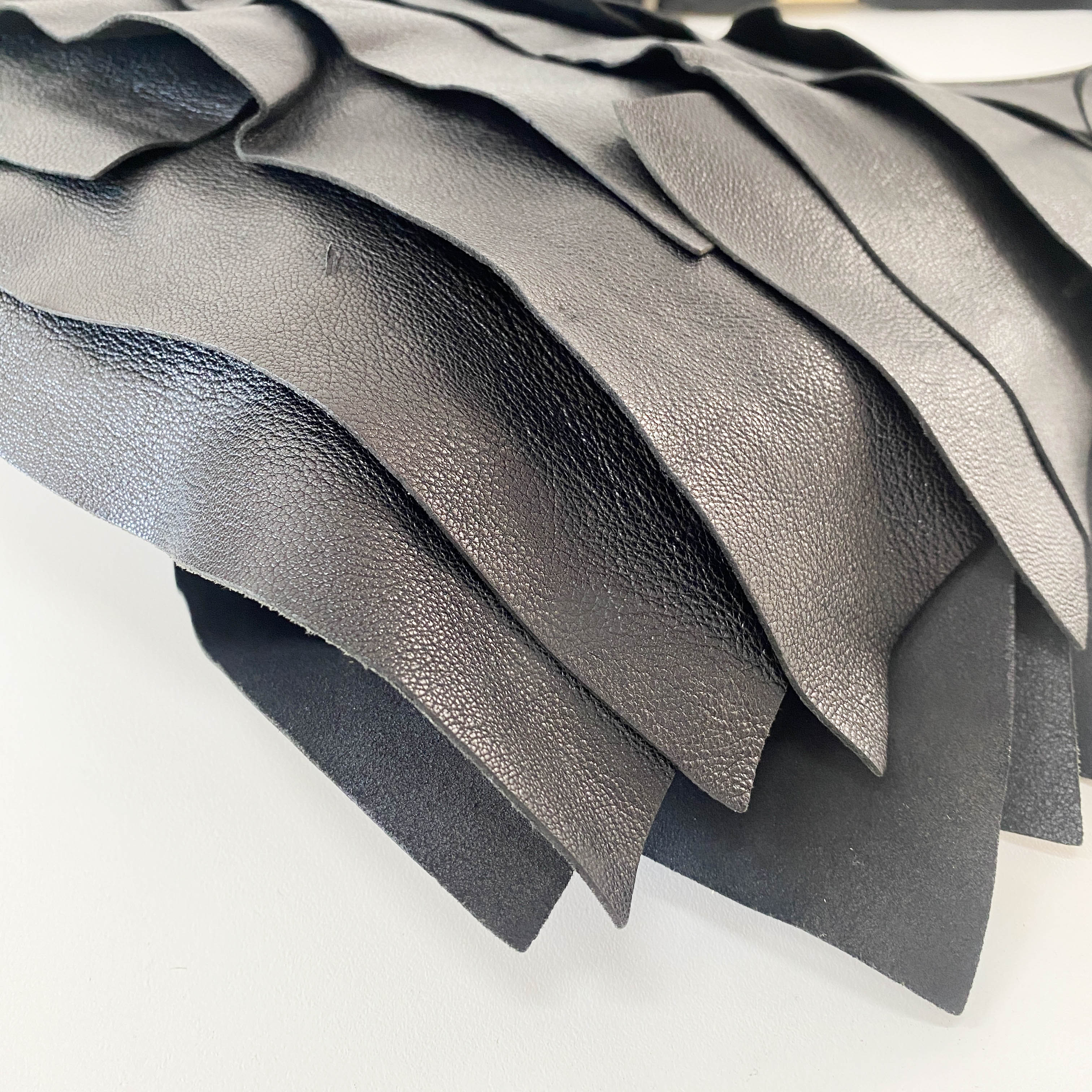 Saint Tropez Black Leather Shoulder Bag