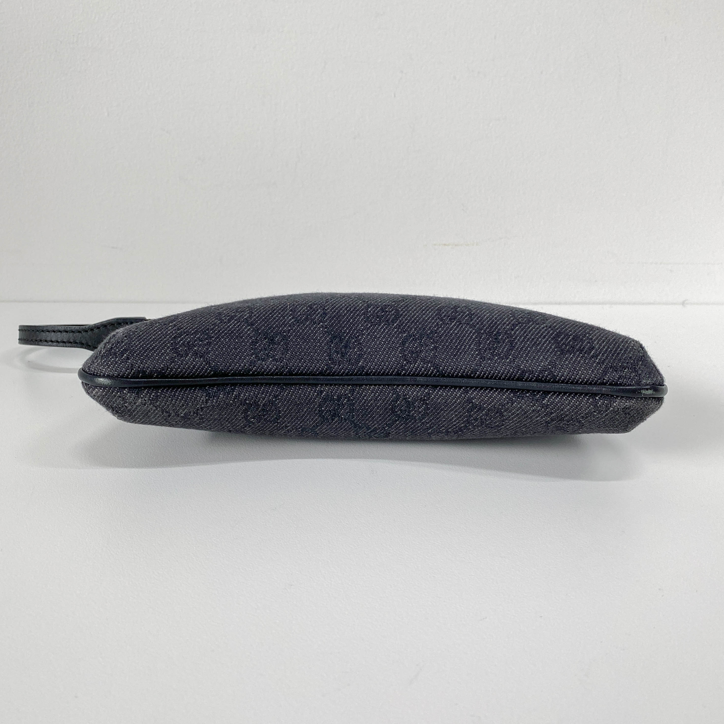 Small GG Canvas Black Shoulder Bag