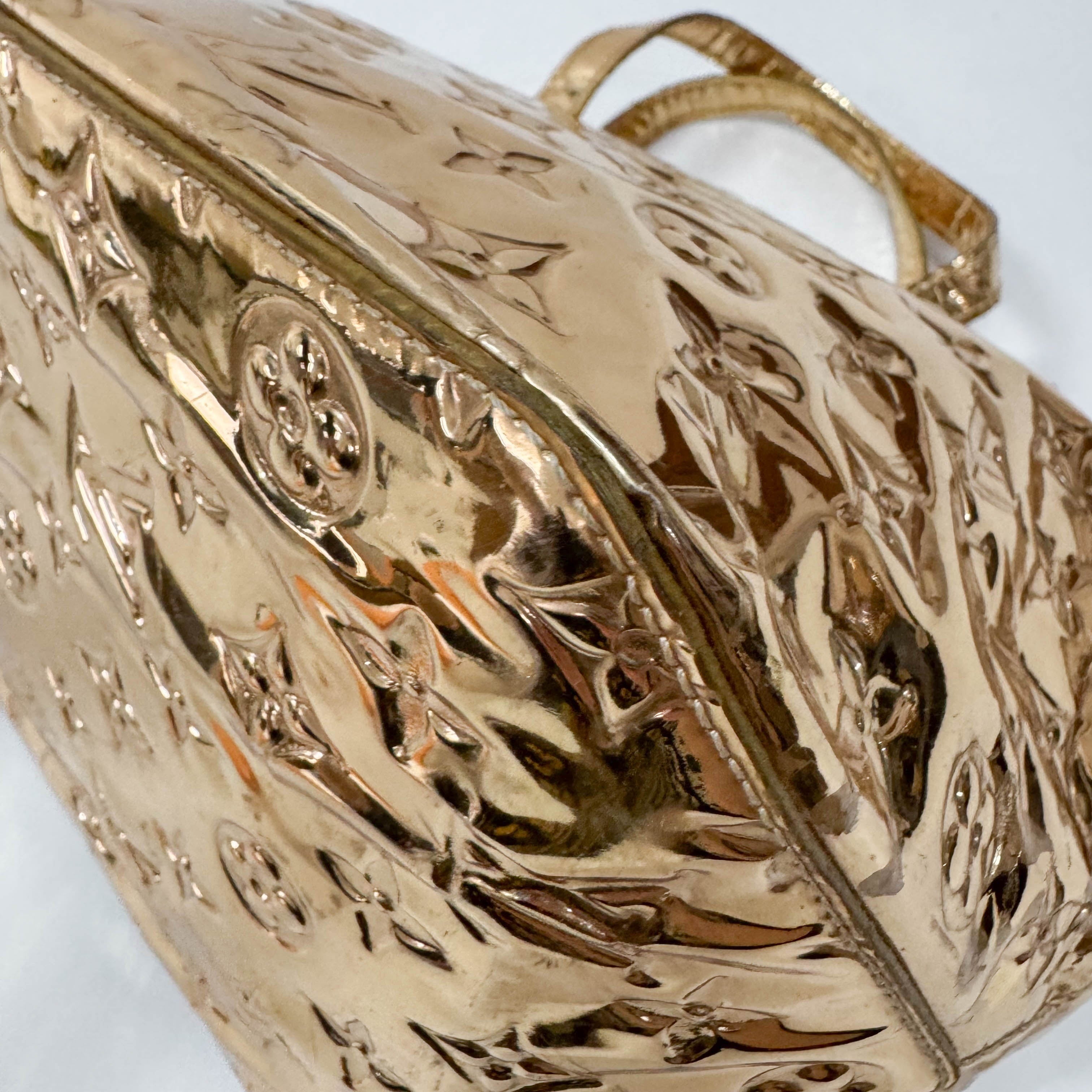 Bllevue Mirror World Gold Coated Canvas