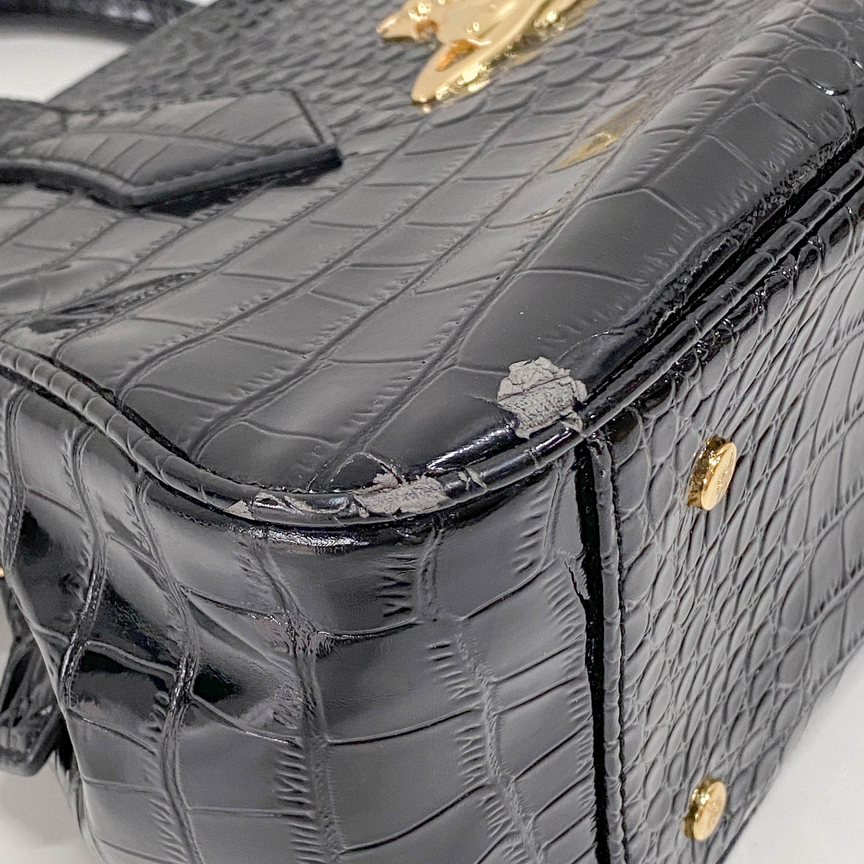 Vintage Black Croco-Stamped Hand Bag