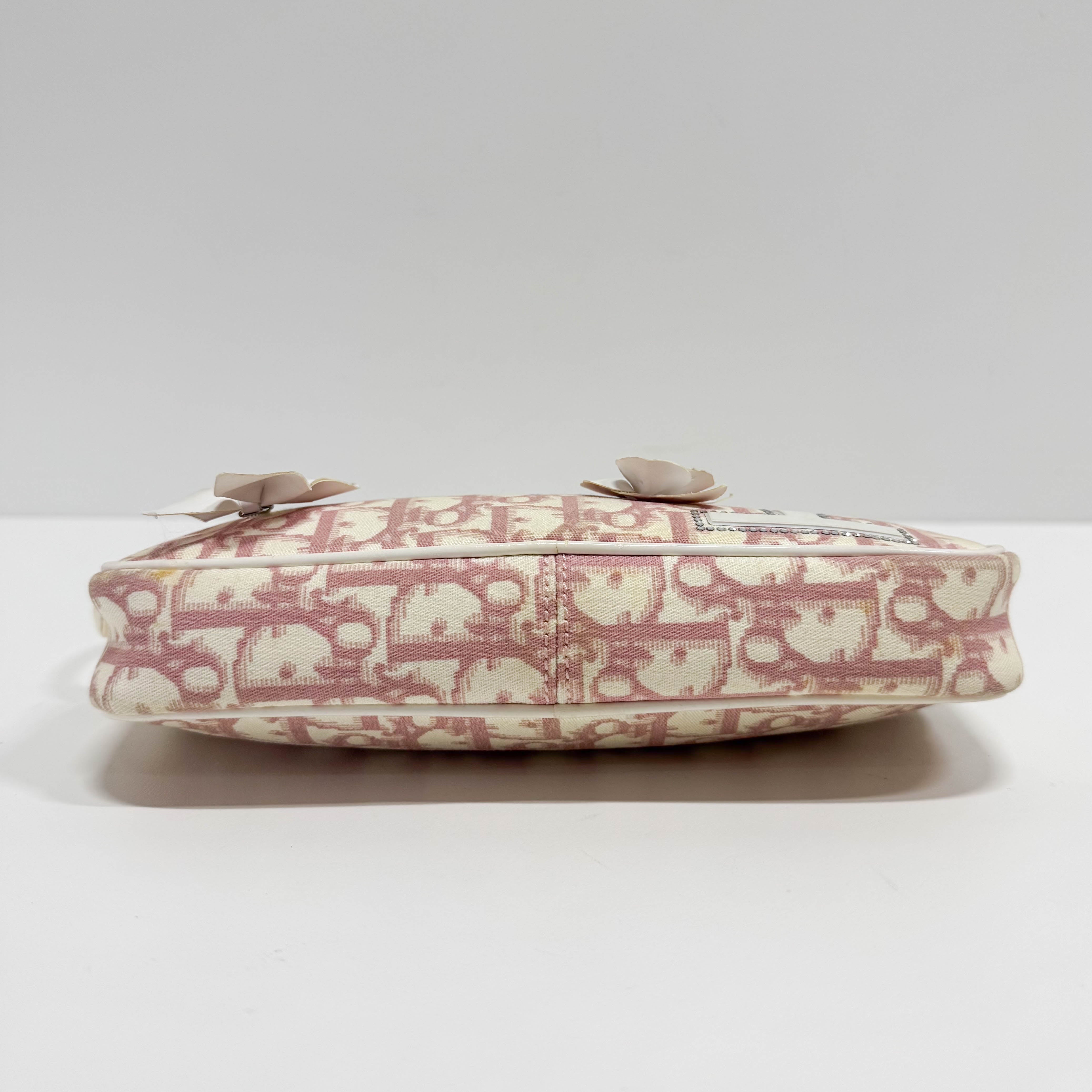 Girly Pinky Monogram Shoulder Bag