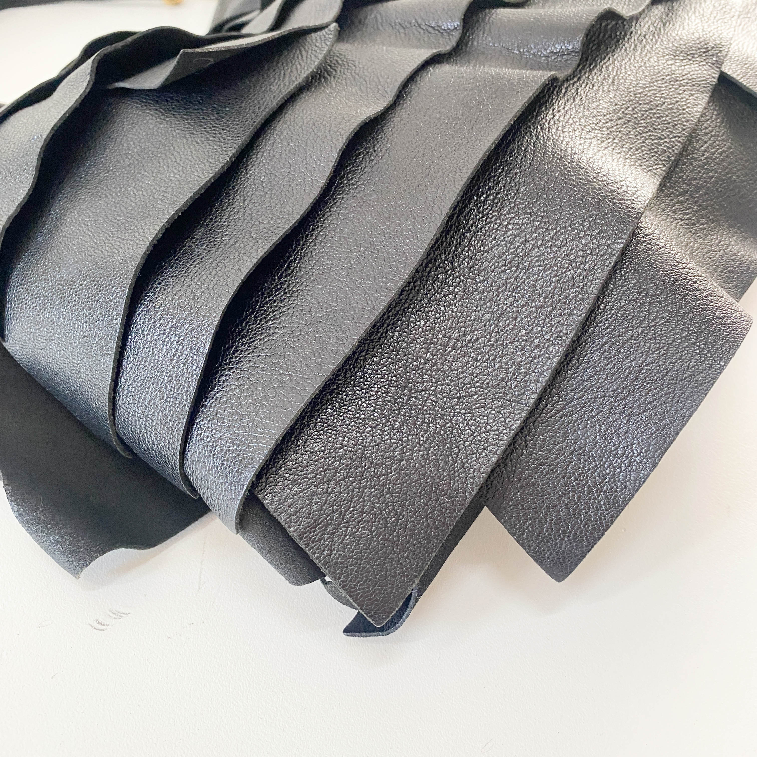 Saint Tropez Black Leather Shoulder Bag