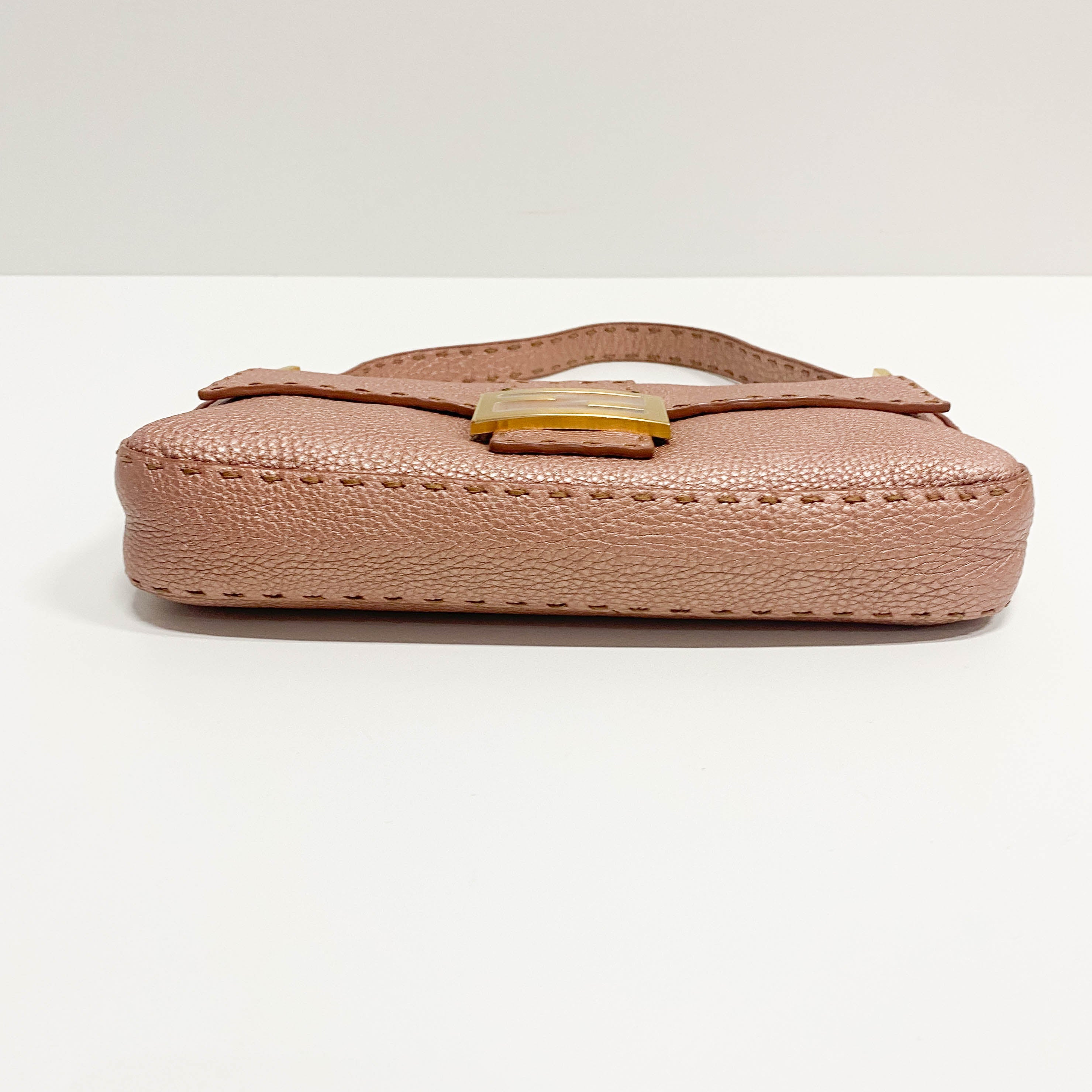 Selleria Baguette Rosegold Leather Shoulder Bag