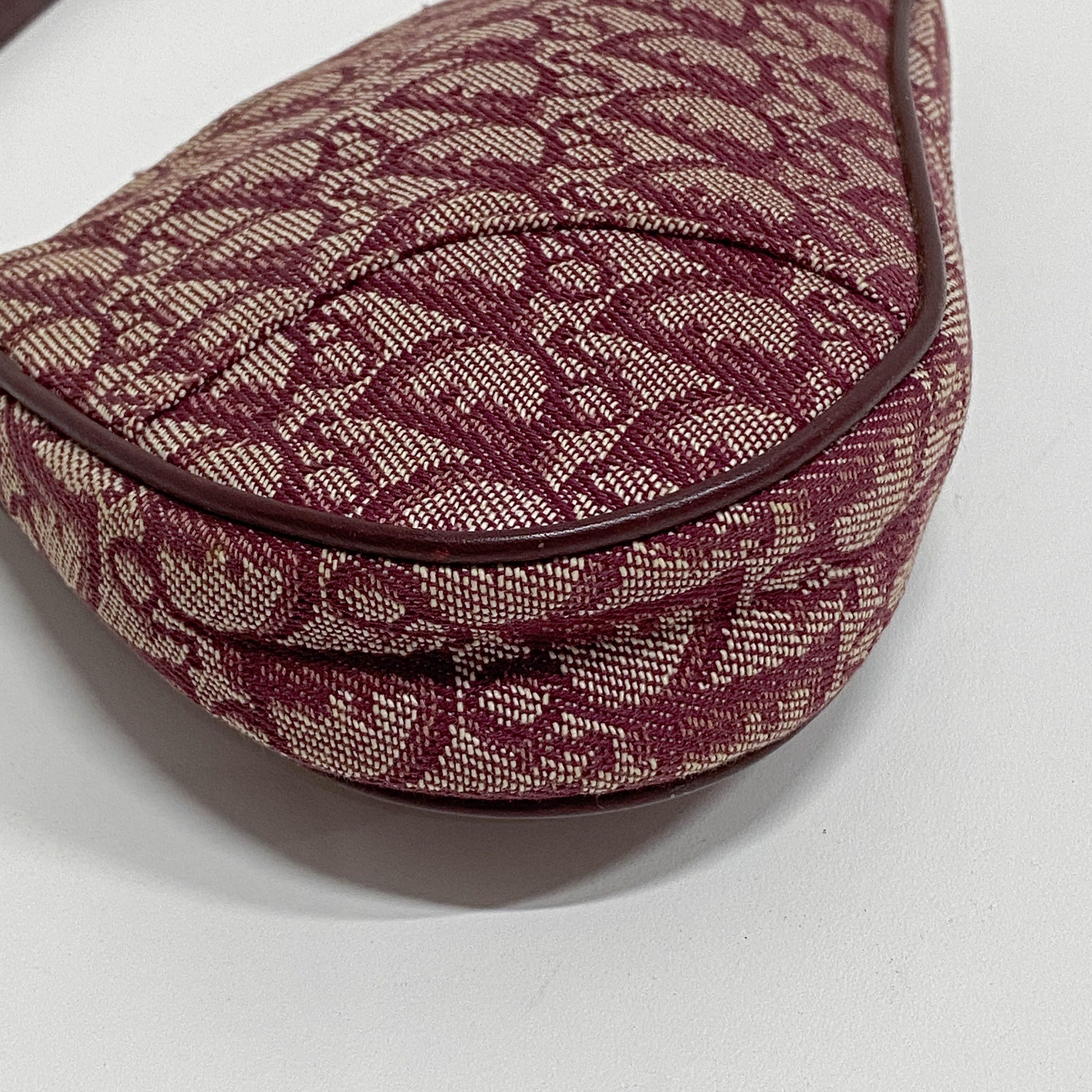 Saddle Red Trotter Canvas Shoulder Bag