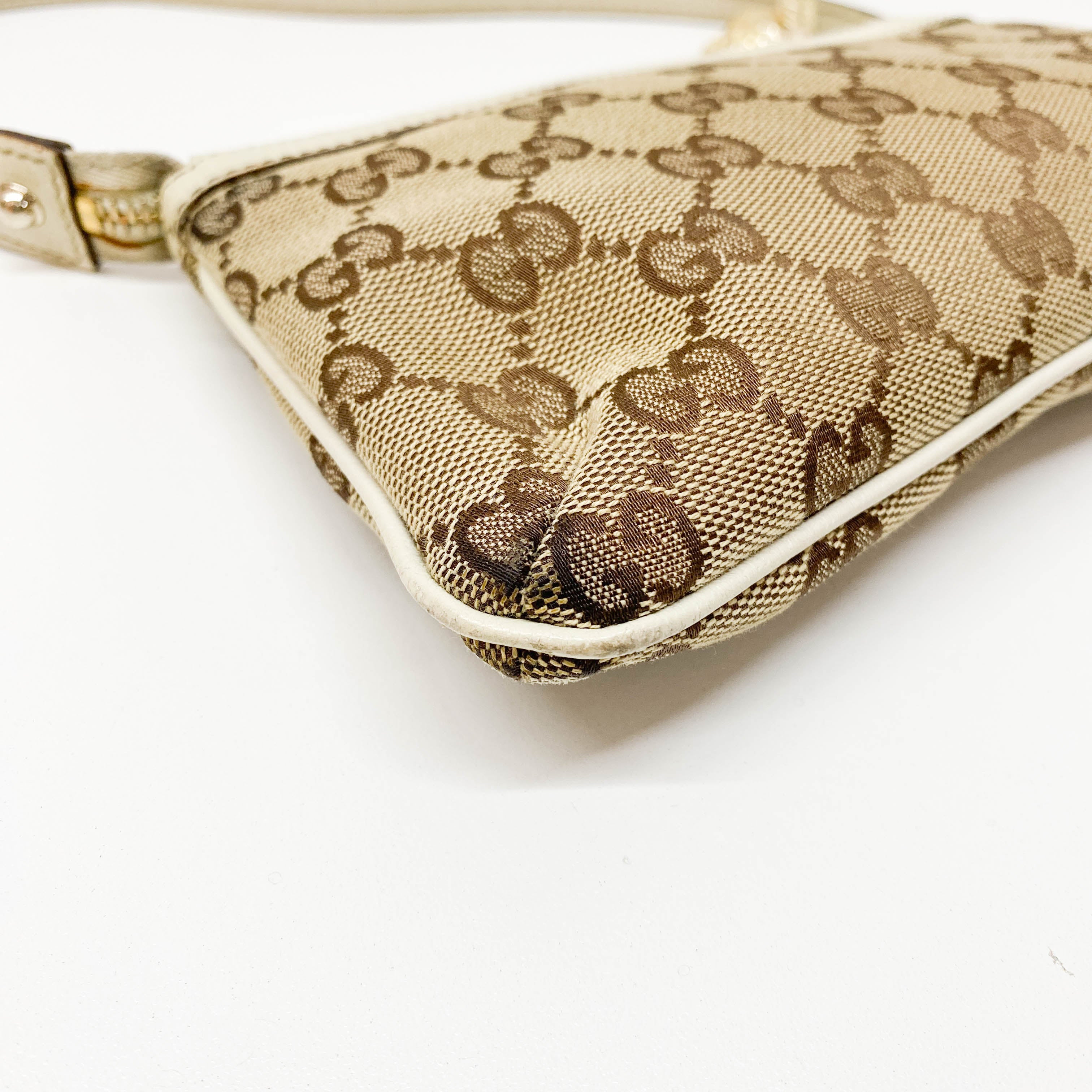 GG Brown GG Pochette Bee Charm Shoulder Bag