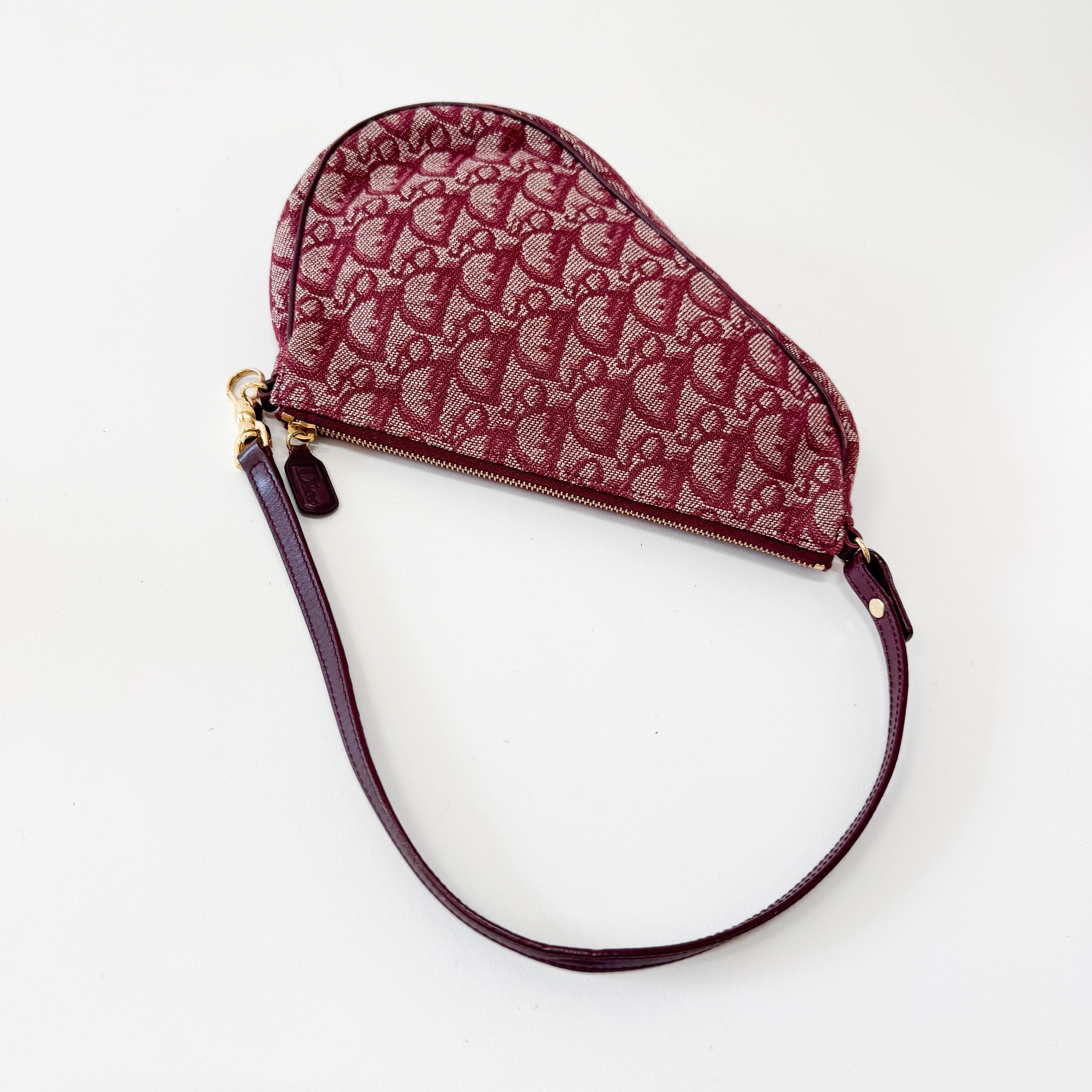 Saddle Vintage Classic Red Trotter Shoulder Bag