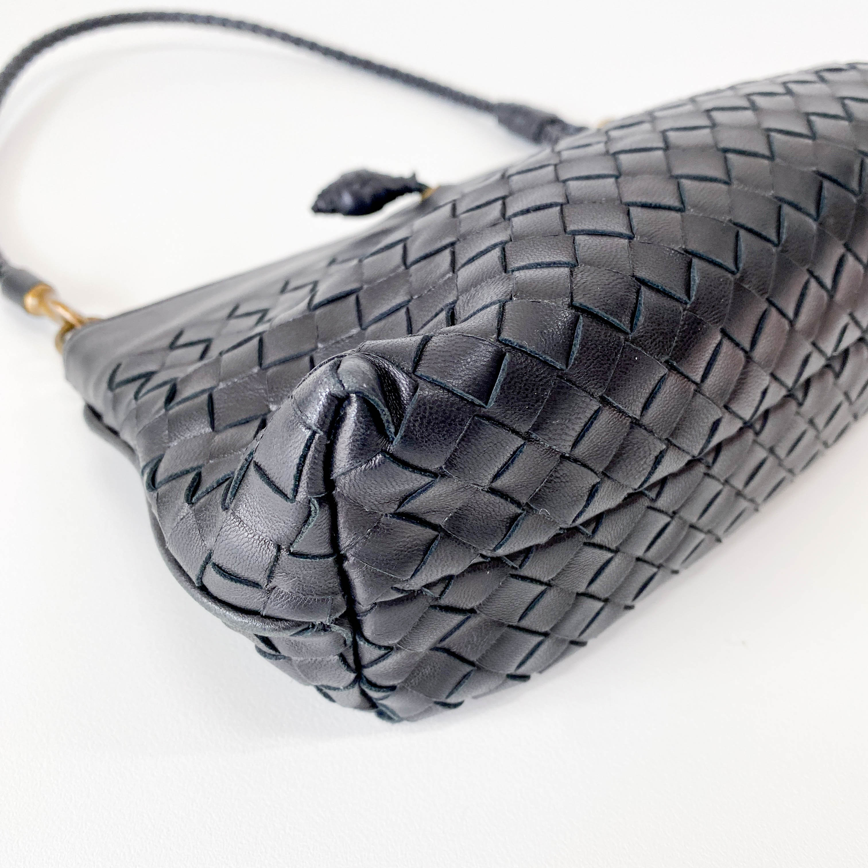 Intrecciato Black Leather Shoulder Bag