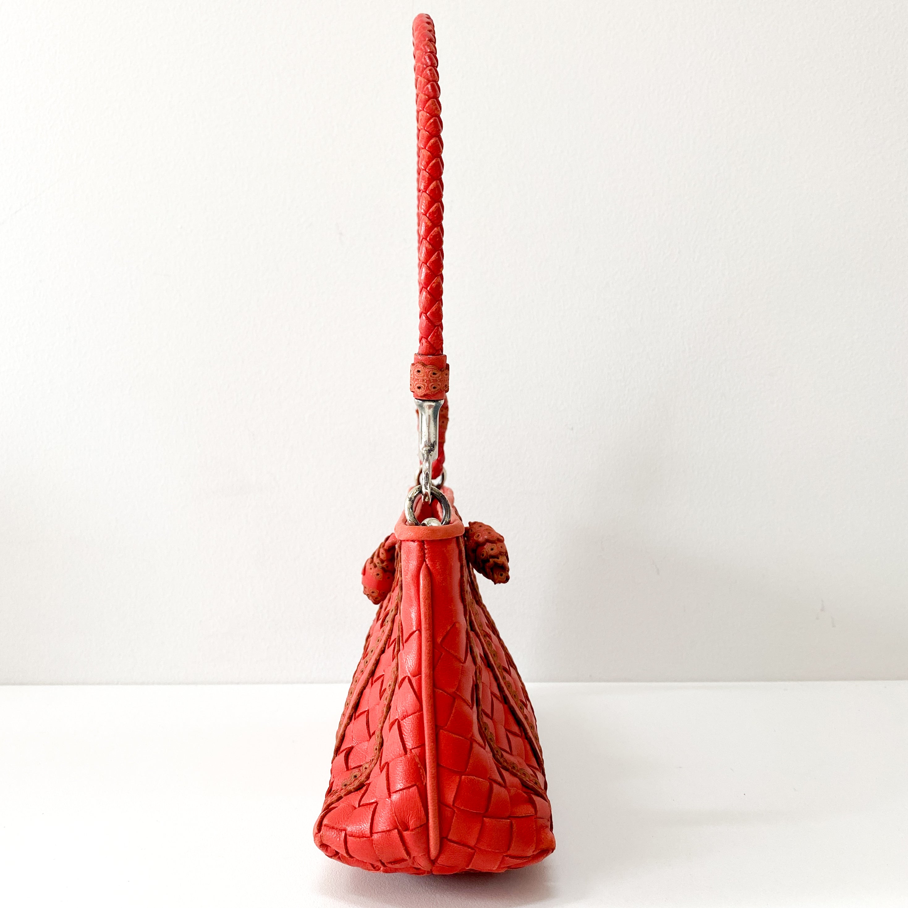 Intreciatto Red Leather Shoulder Bag