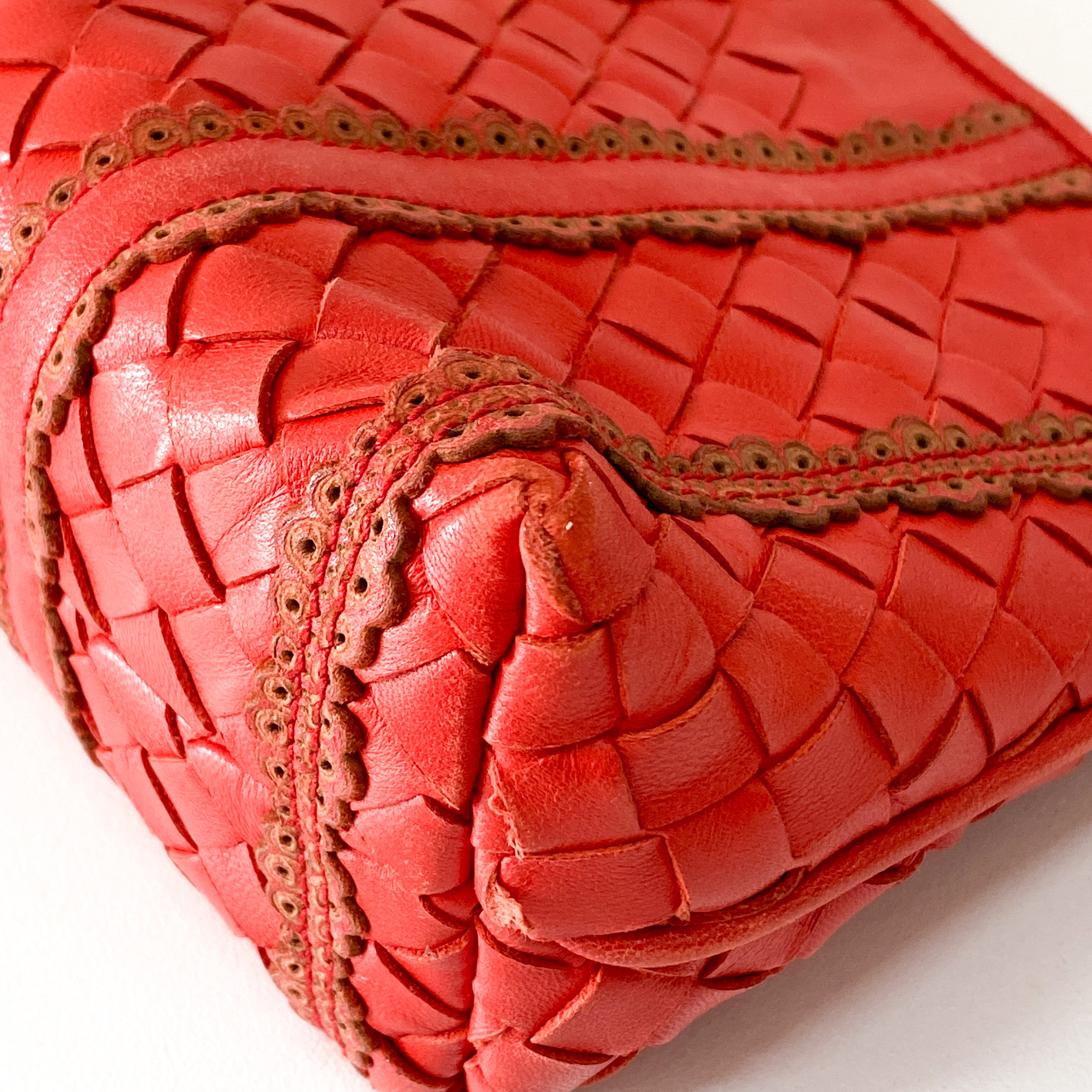 Intreciatto Red Leather Shoulder Bag